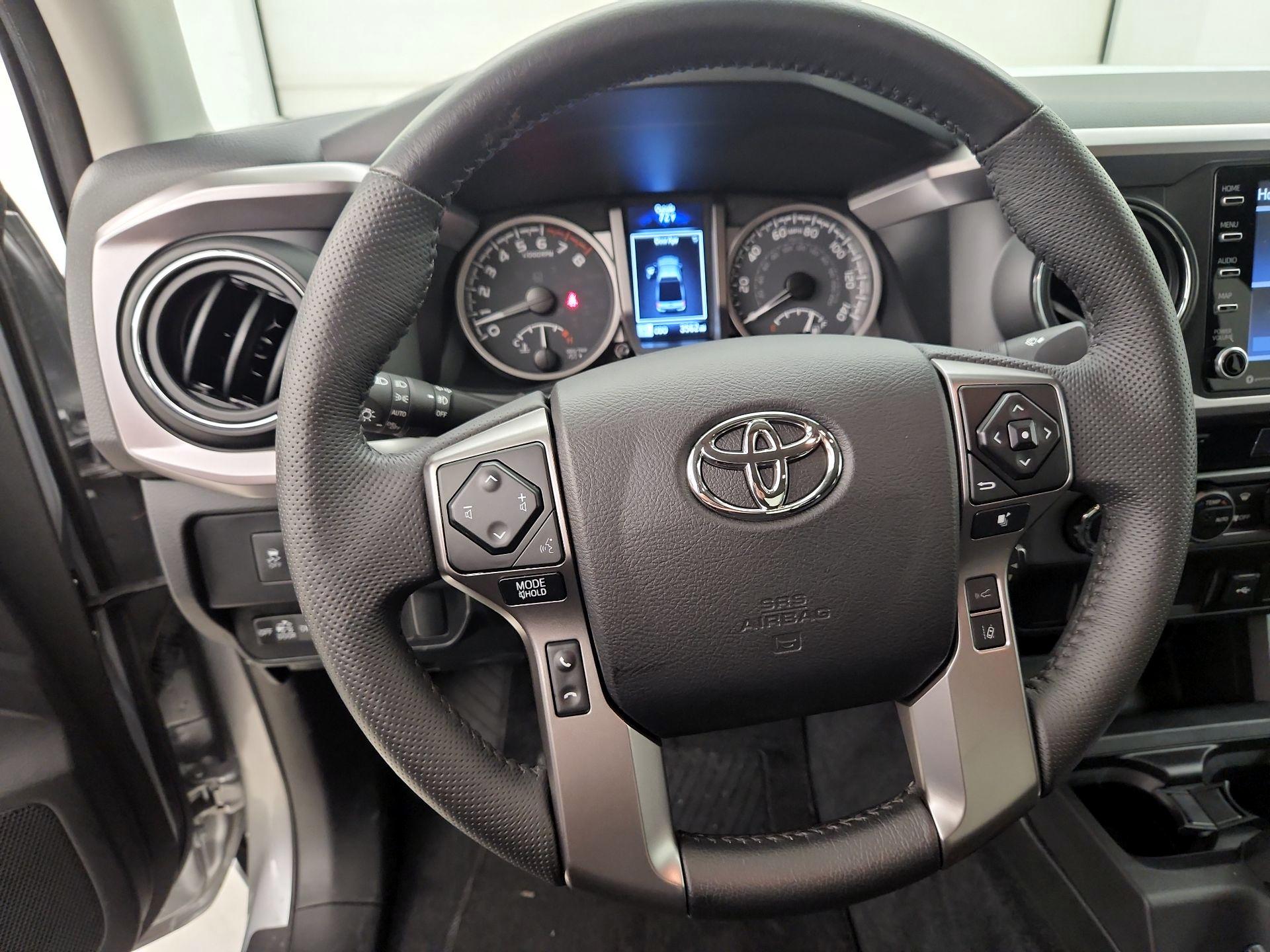 Thumbnail: 2022 Toyota Tacoma - 10
