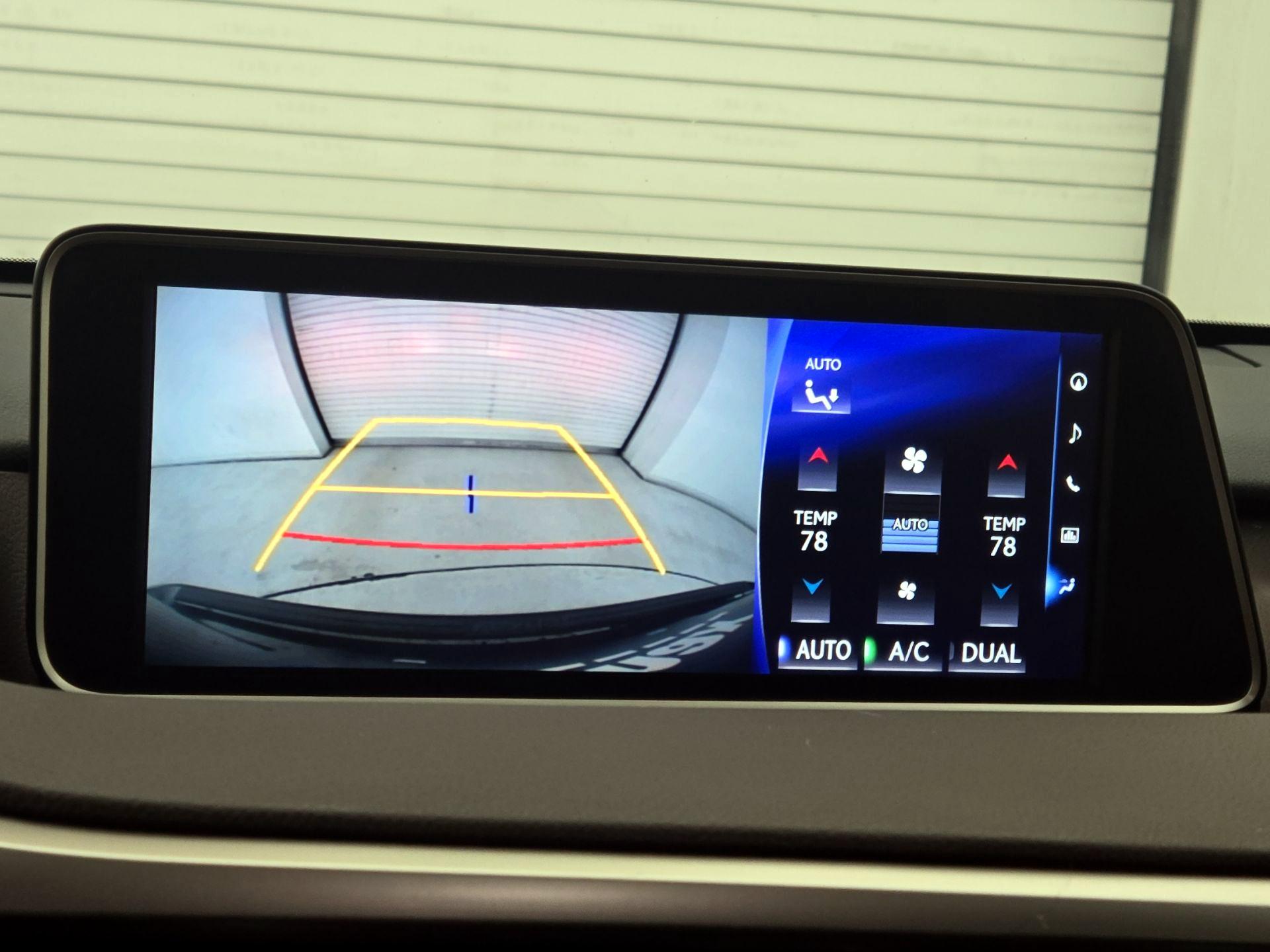Thumbnail: 2016 Lexus RX - 15