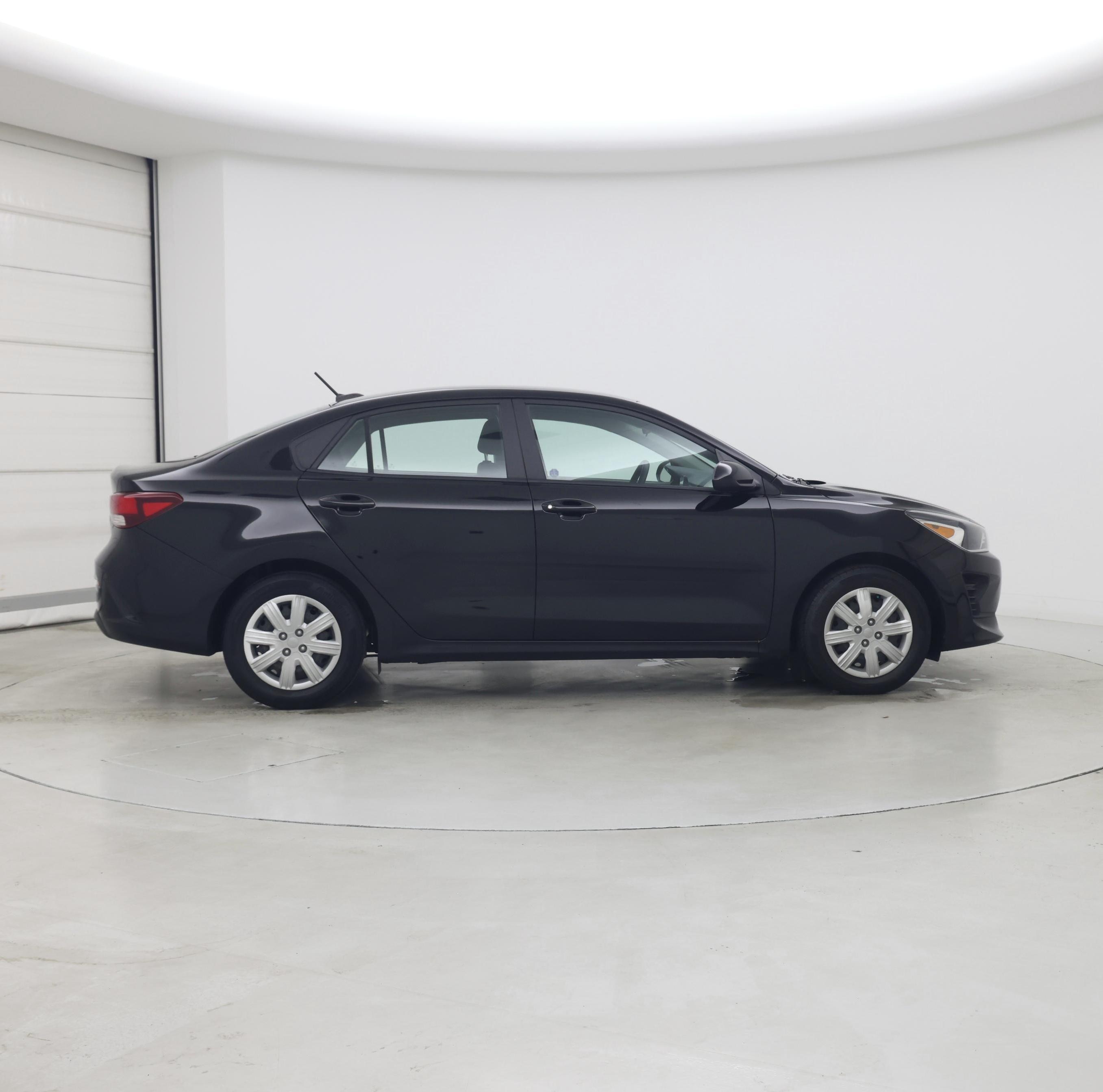 Thumbnail: 2022 Kia Rio - 7