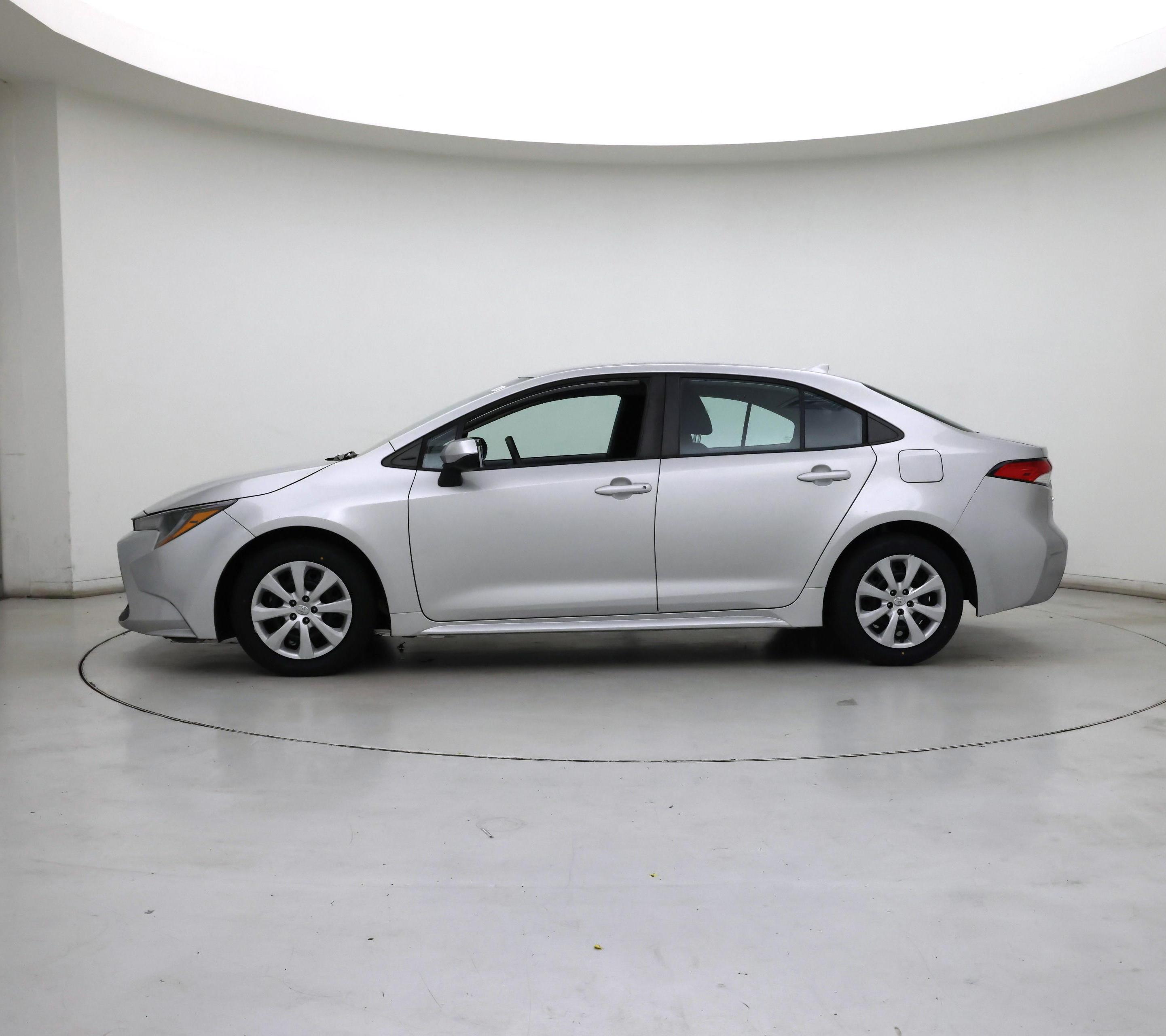 Thumbnail: 2021 Toyota Corolla - 3
