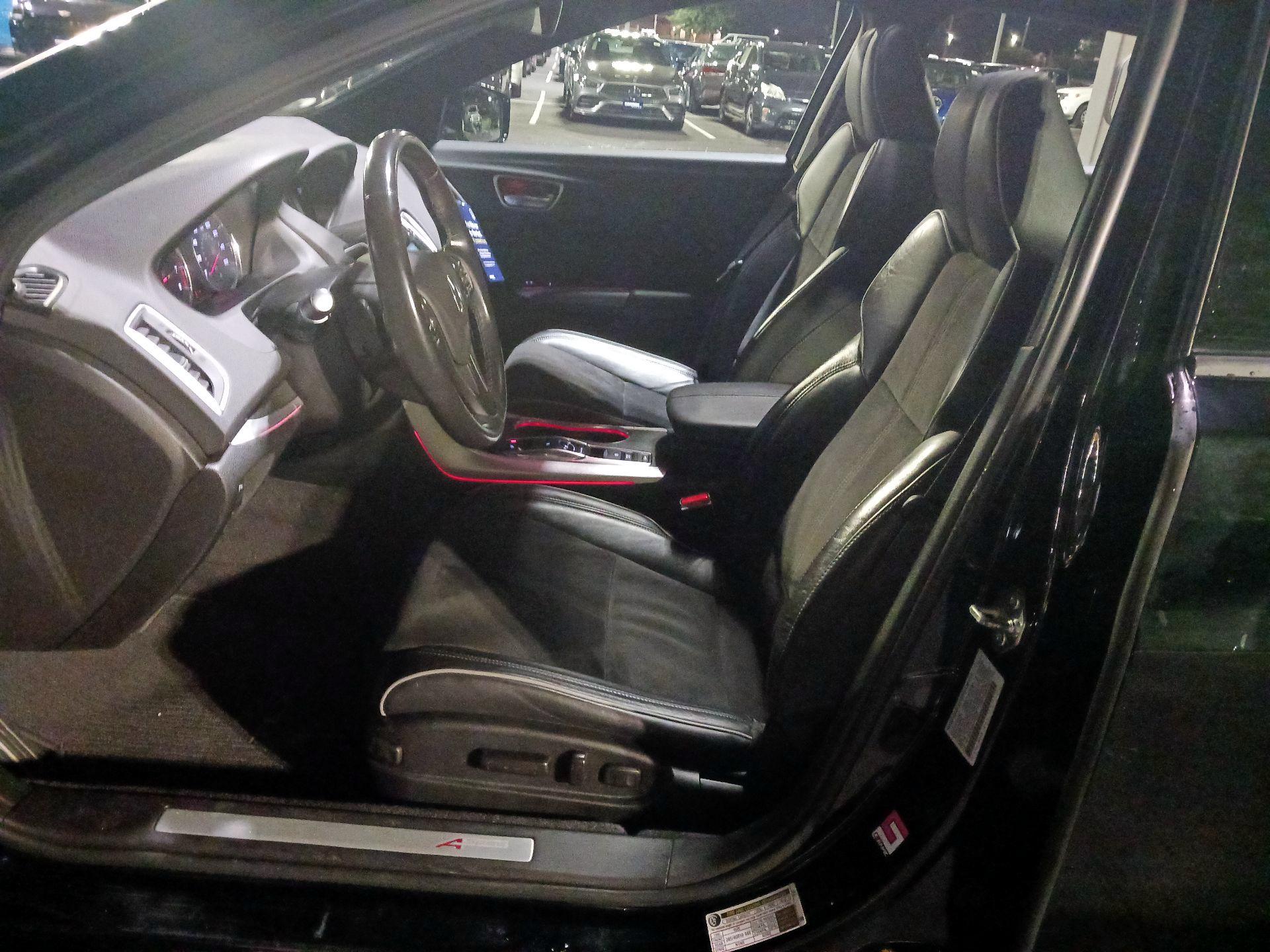 Thumbnail: 2019 Acura TLX - 9