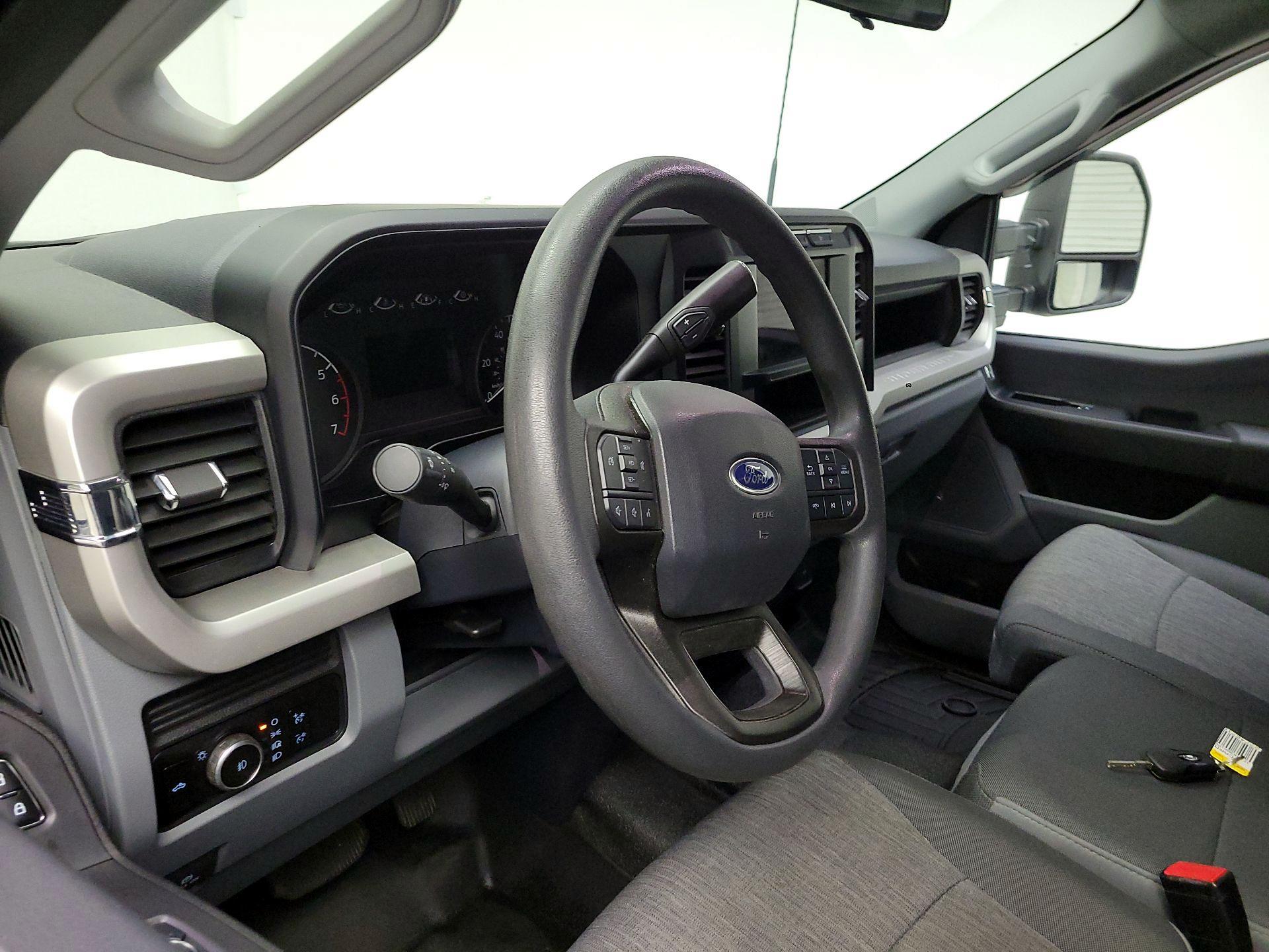 Thumbnail: 2023 Ford F-350 - 9