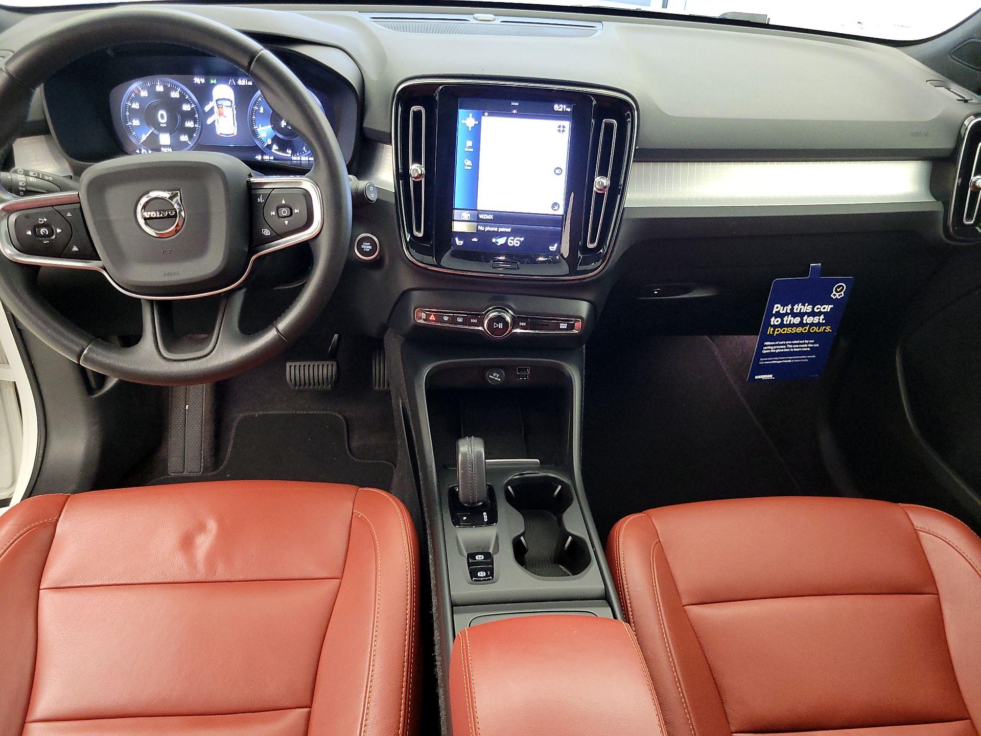 Thumbnail: 2020 Volvo XC40 - 9