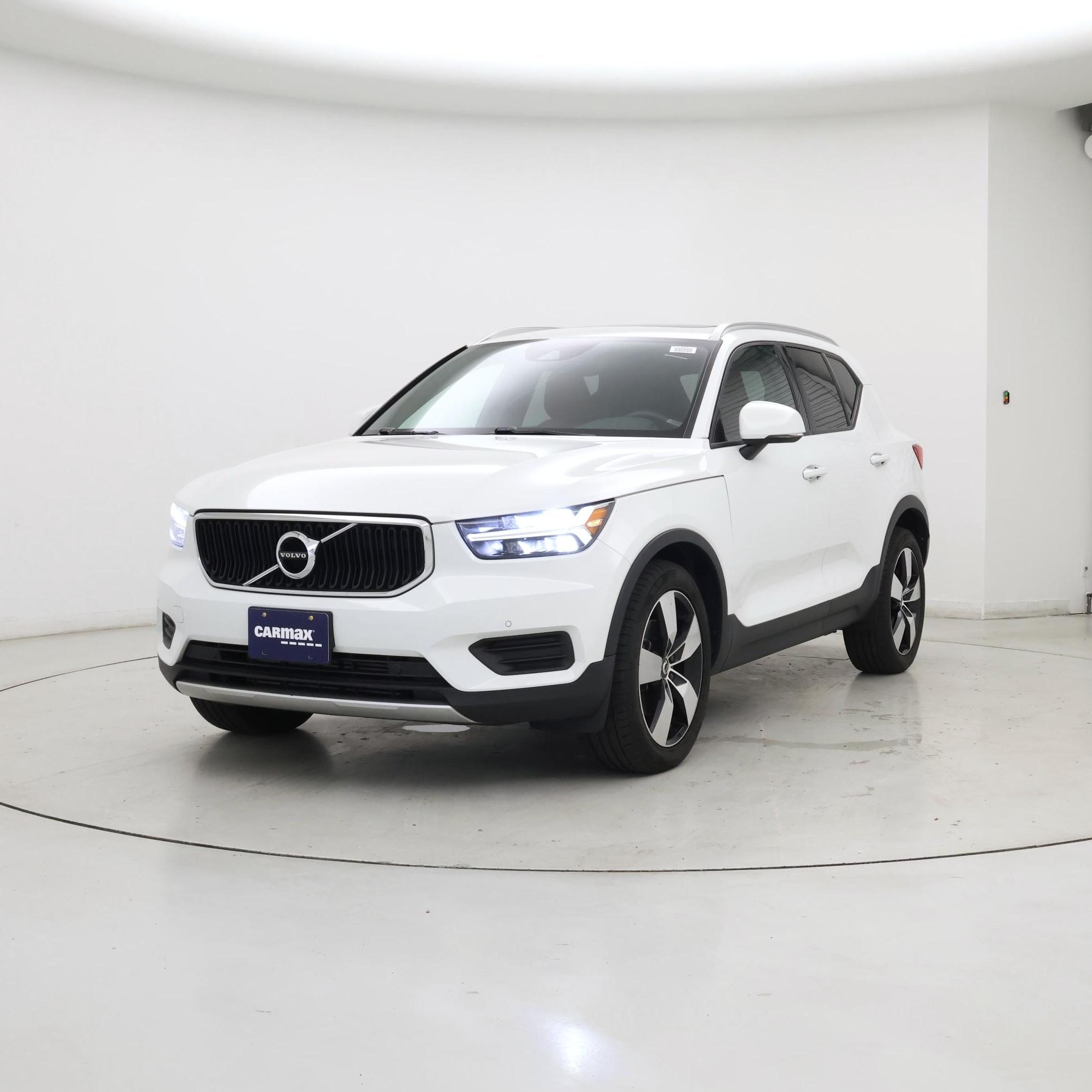 Thumbnail: 2020 Volvo XC40 - 4