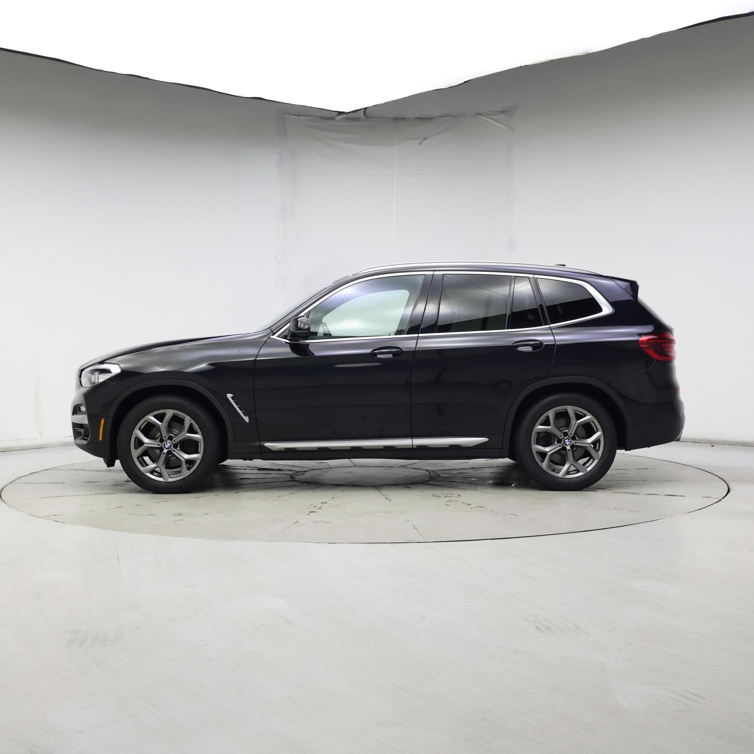 Thumbnail: 2021 BMW X3 - 3