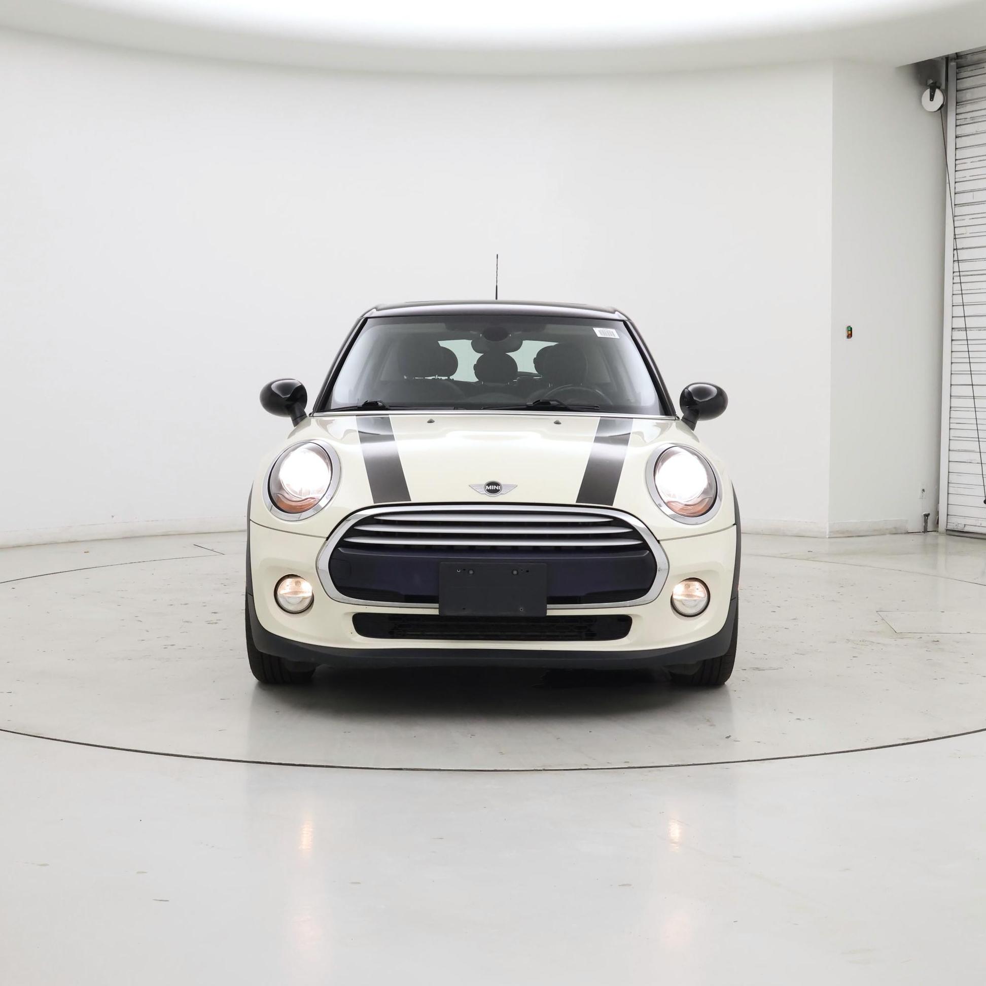 Thumbnail: 2015 MINI Cooper Hardtop - 5