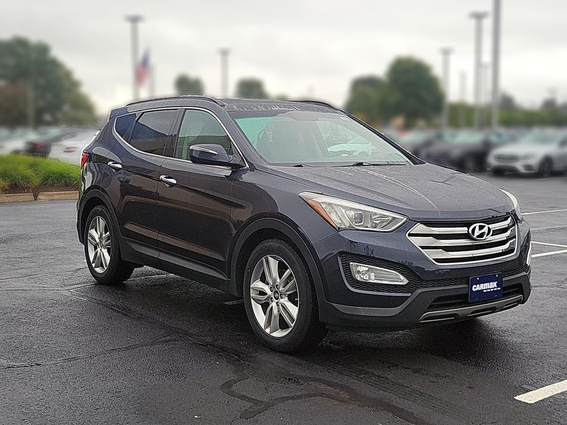 Thumbnail: 2016 Hyundai Santa Fe - 1