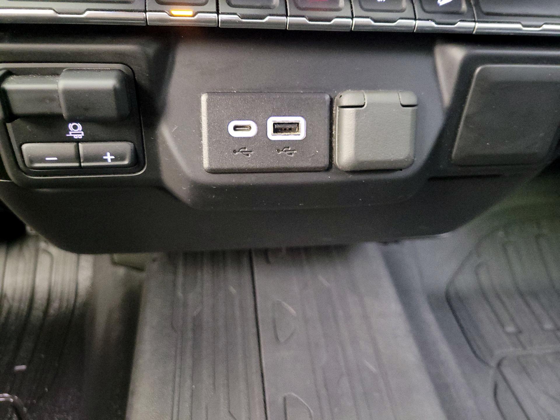 Thumbnail: 2021 GMC Sierra 1500 - 18