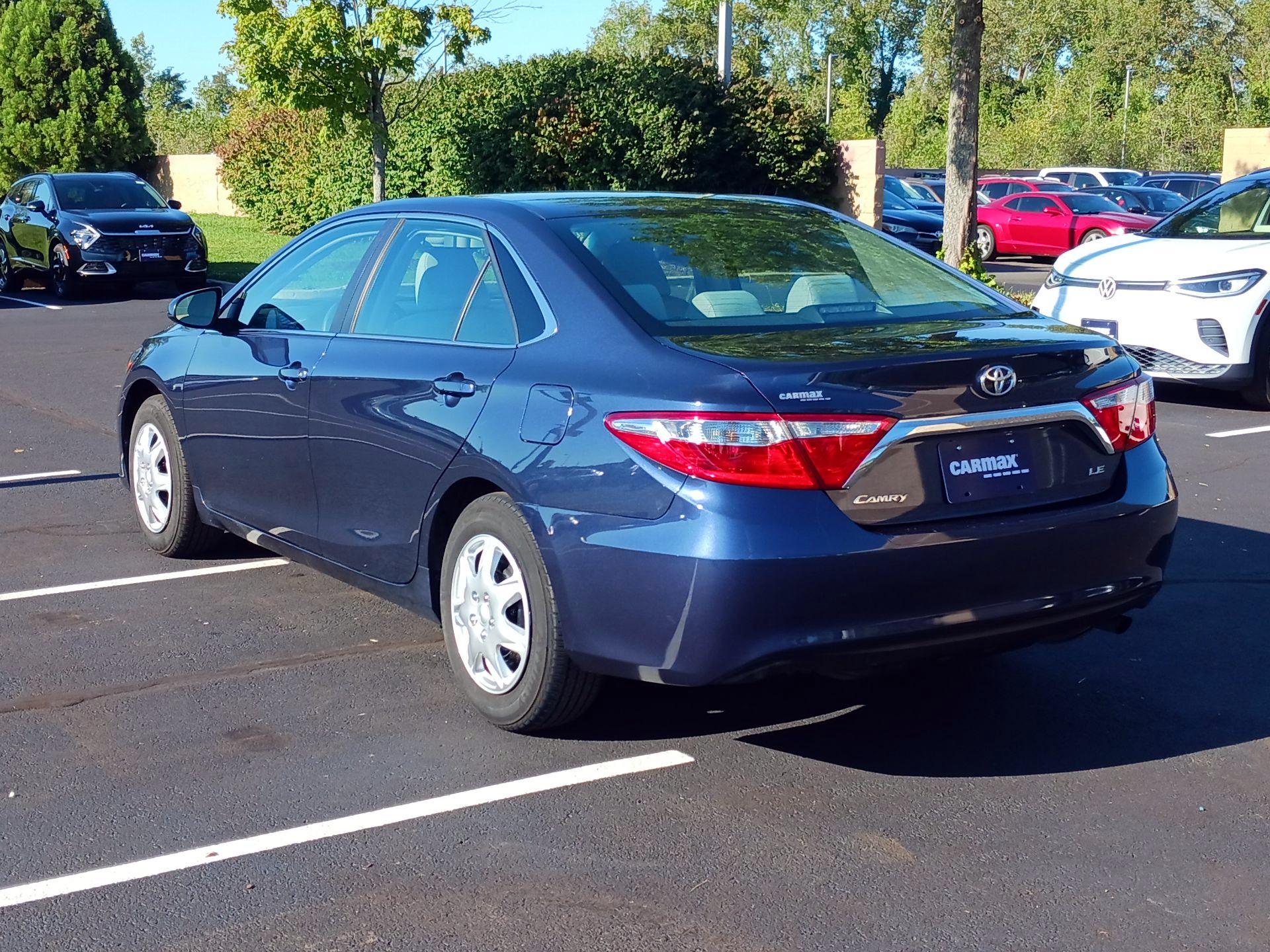 Thumbnail: 2017 Toyota Camry - 7