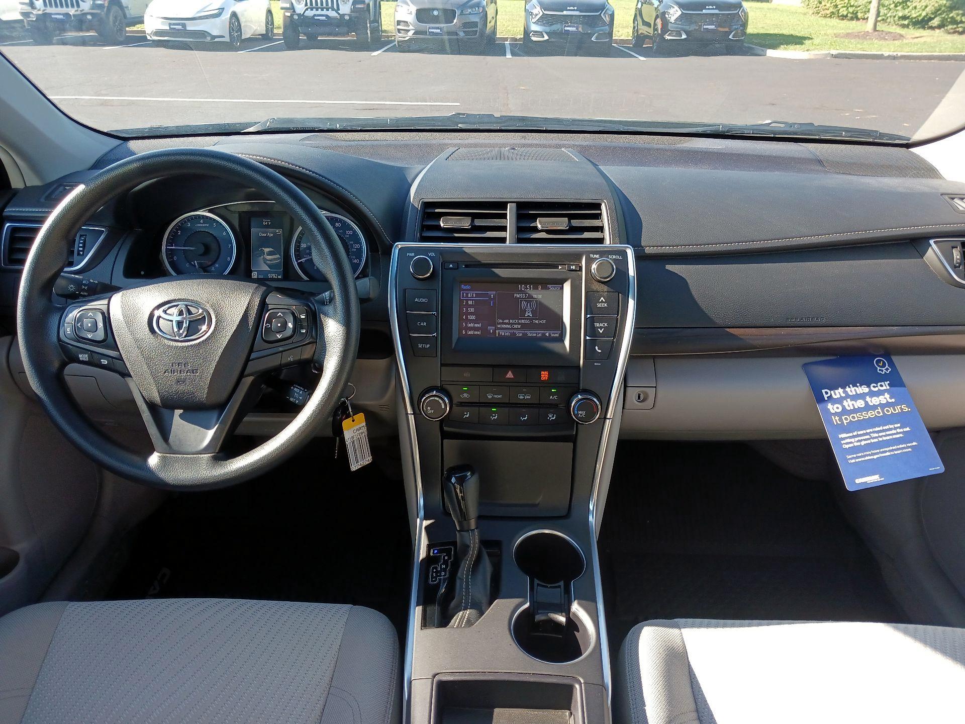 Thumbnail: 2017 Toyota Camry - 8
