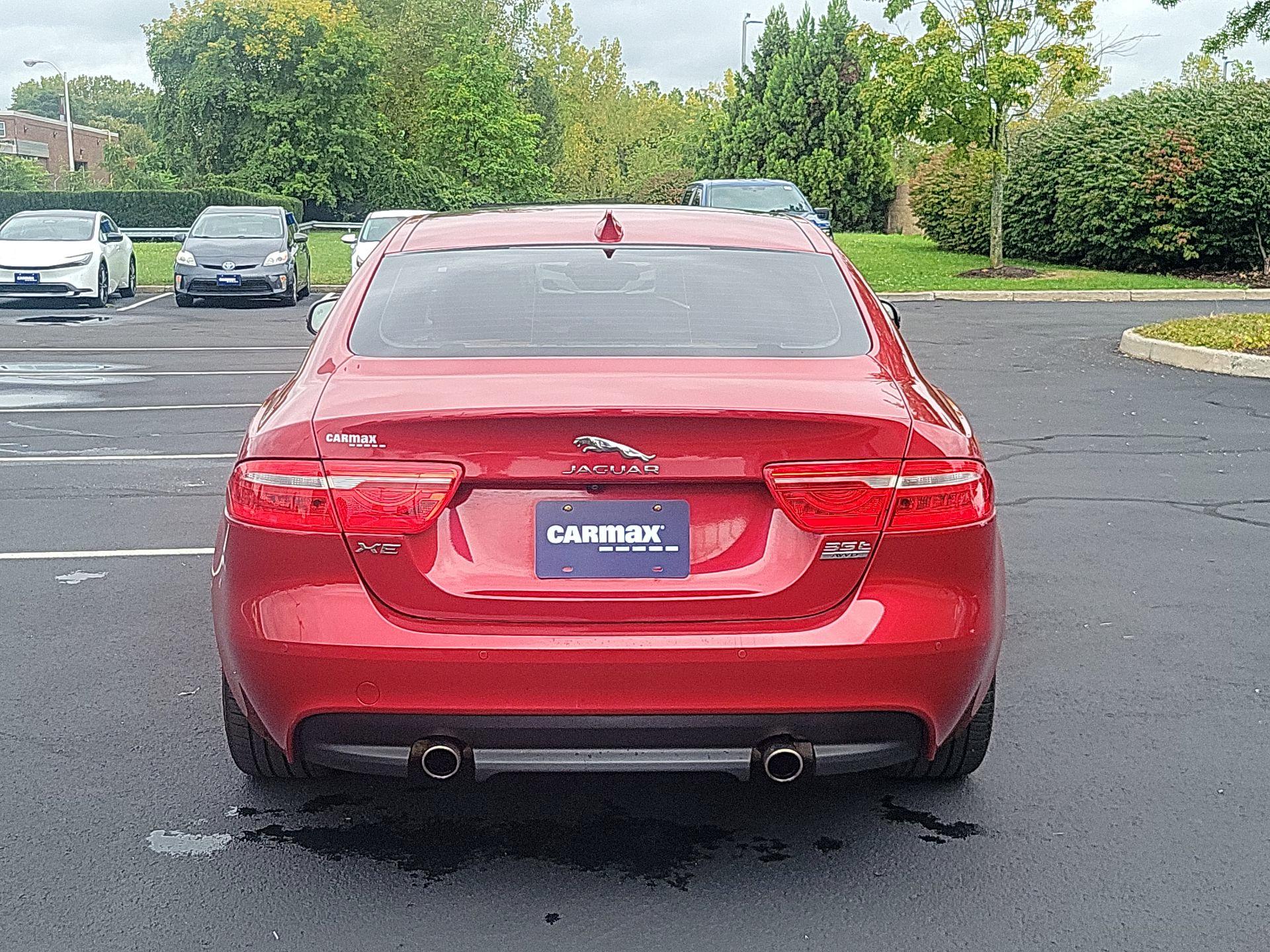 Thumbnail: 2017 Jaguar XE - 6