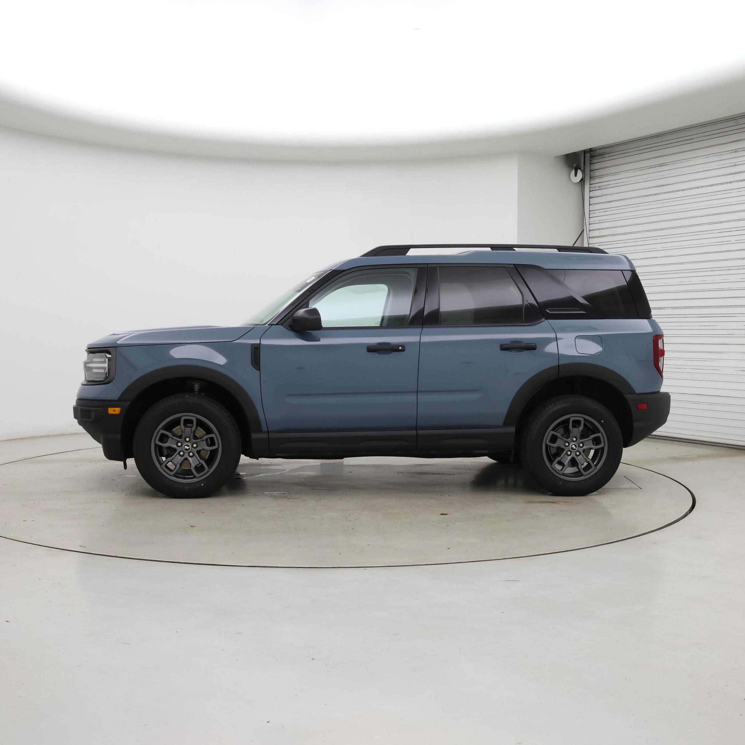 Thumbnail: 2022 Ford Bronco Sport - 3