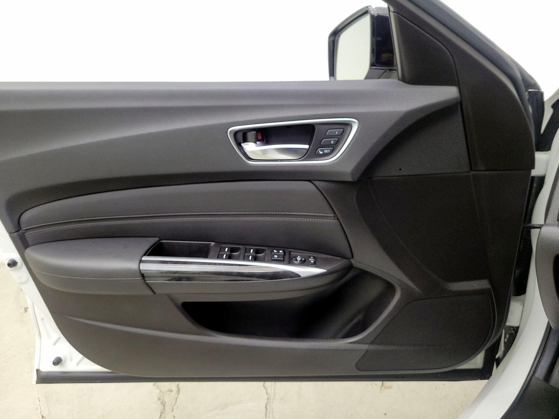 Thumbnail: 2020 Acura TLX - 12