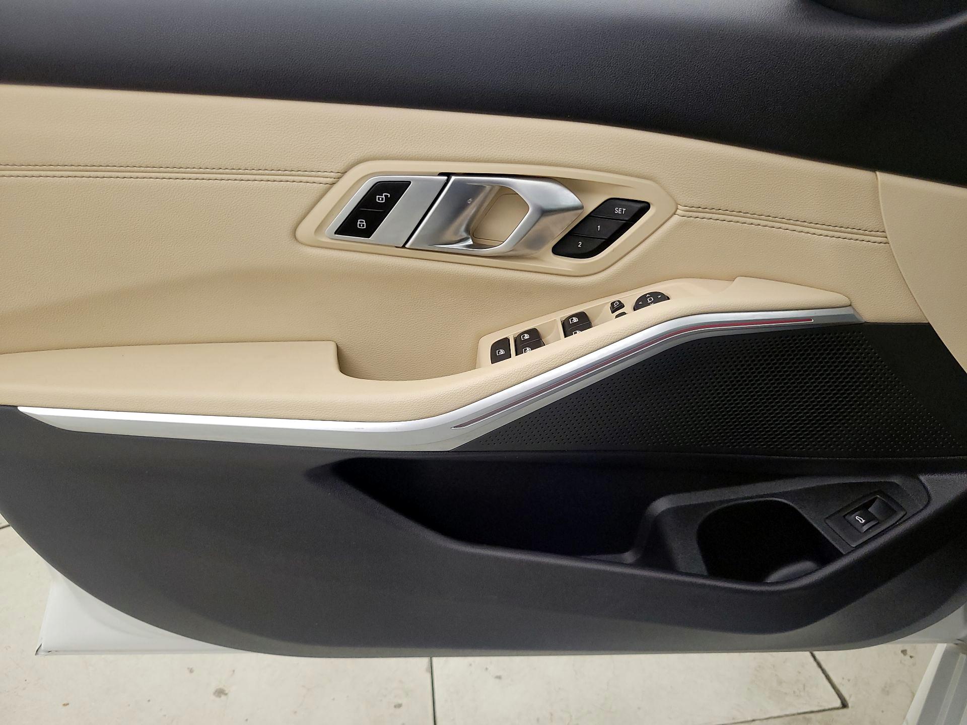 Thumbnail: 2020 BMW 3 Series - 12