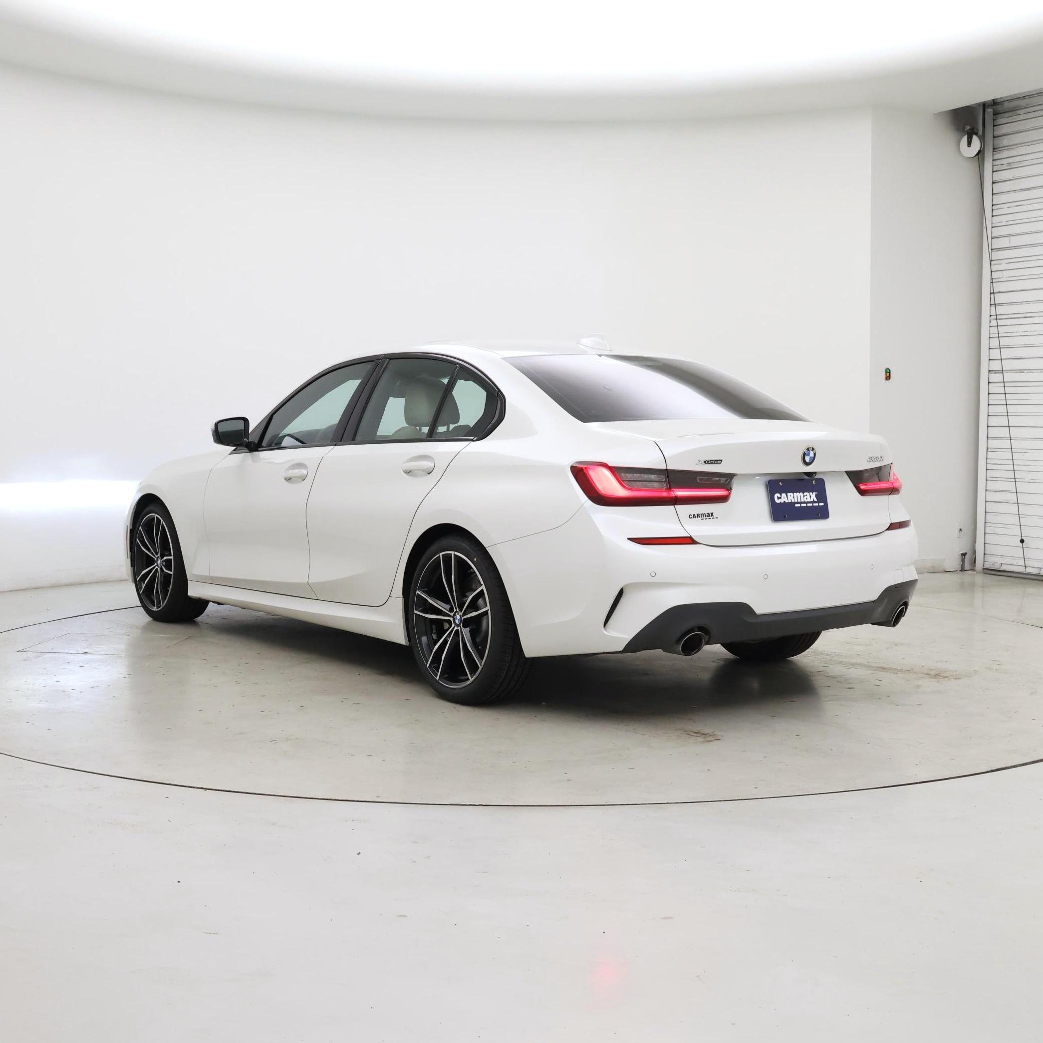 Thumbnail: 2020 BMW 3 Series - 2