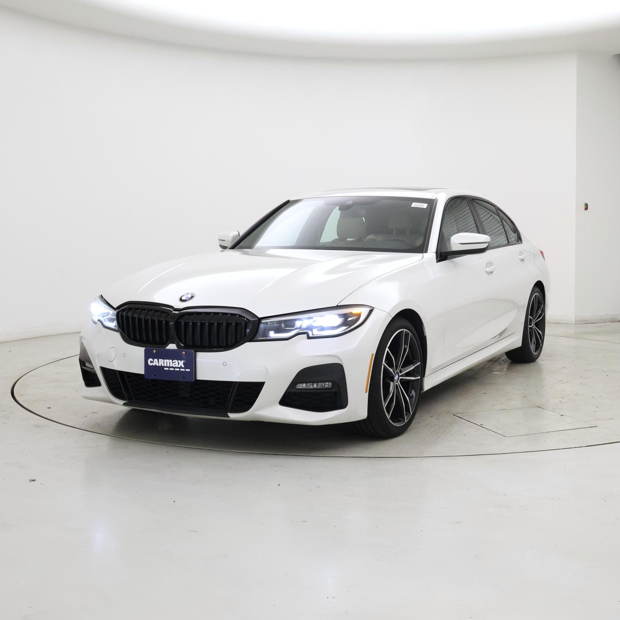 Thumbnail: 2020 BMW 3 Series - 4