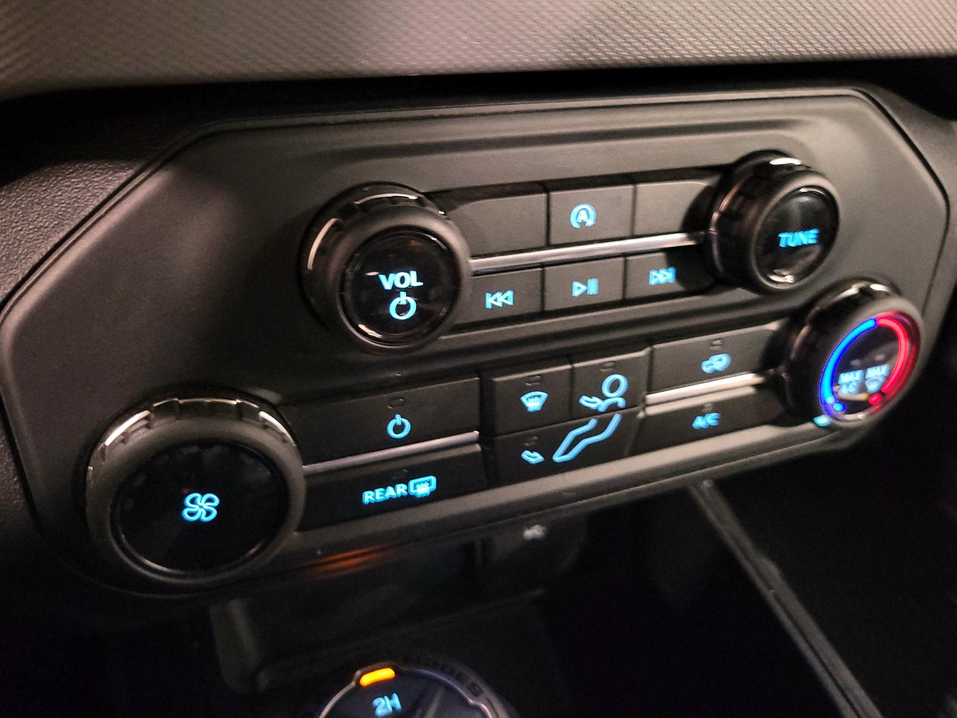 Thumbnail: 2022 Ford Bronco - 16