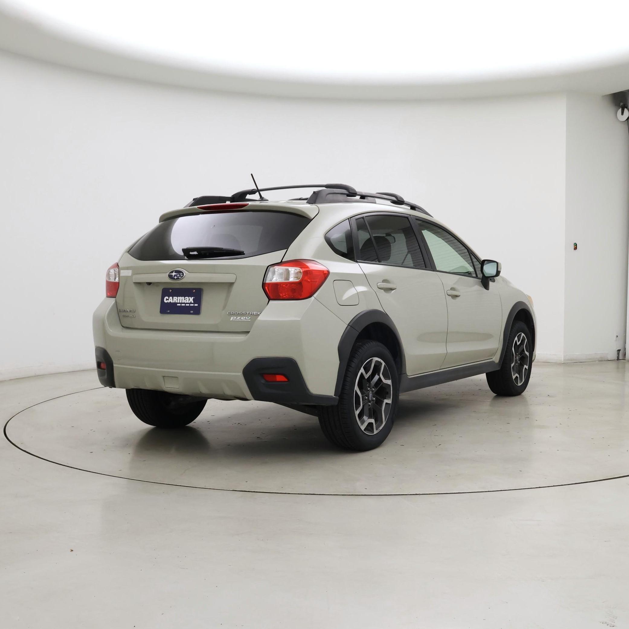 Thumbnail: 2017 Subaru Crosstrek - 8