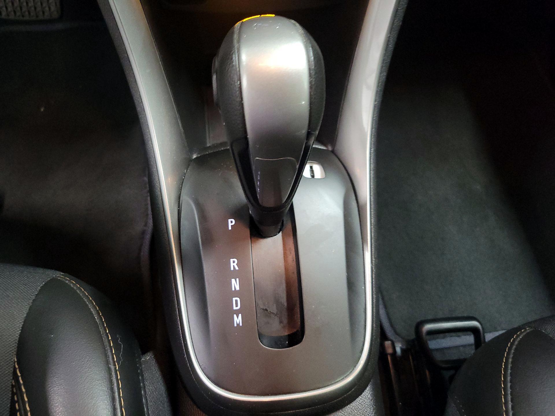 Thumbnail: 2020 Chevrolet Trax - 17