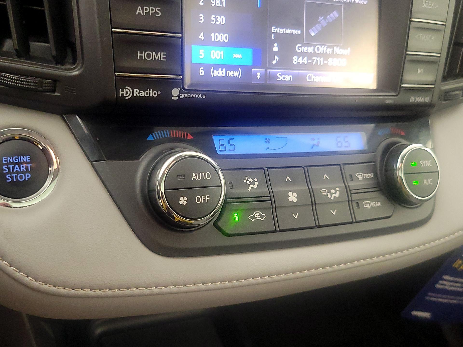 Thumbnail: 2018 Toyota RAV4 - 16