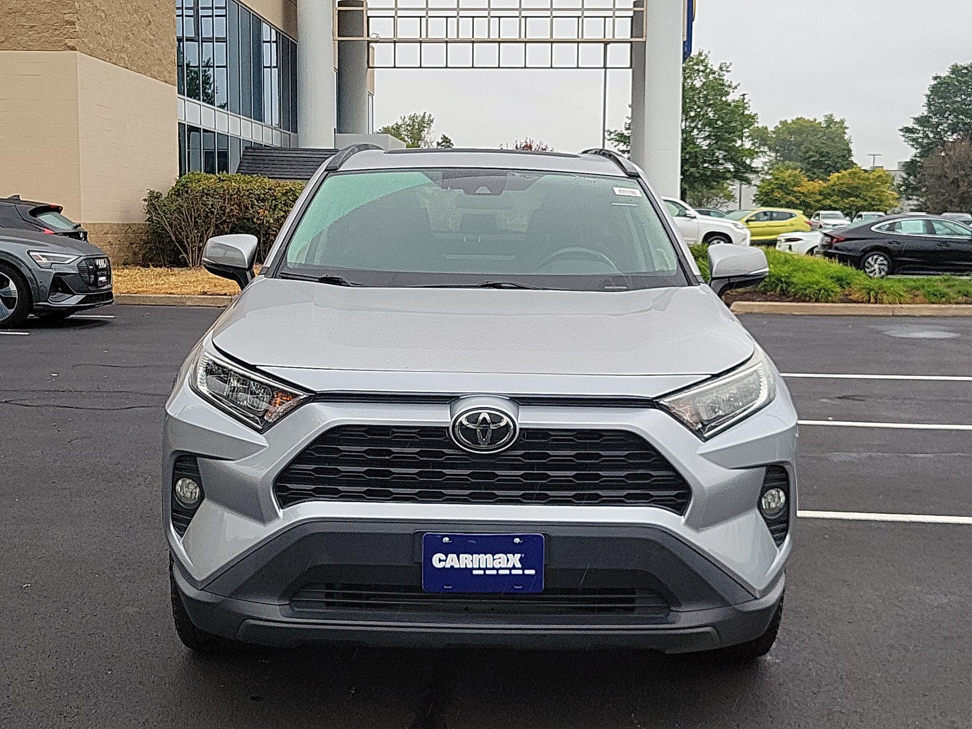 Thumbnail: 2019 Toyota RAV4 - 2