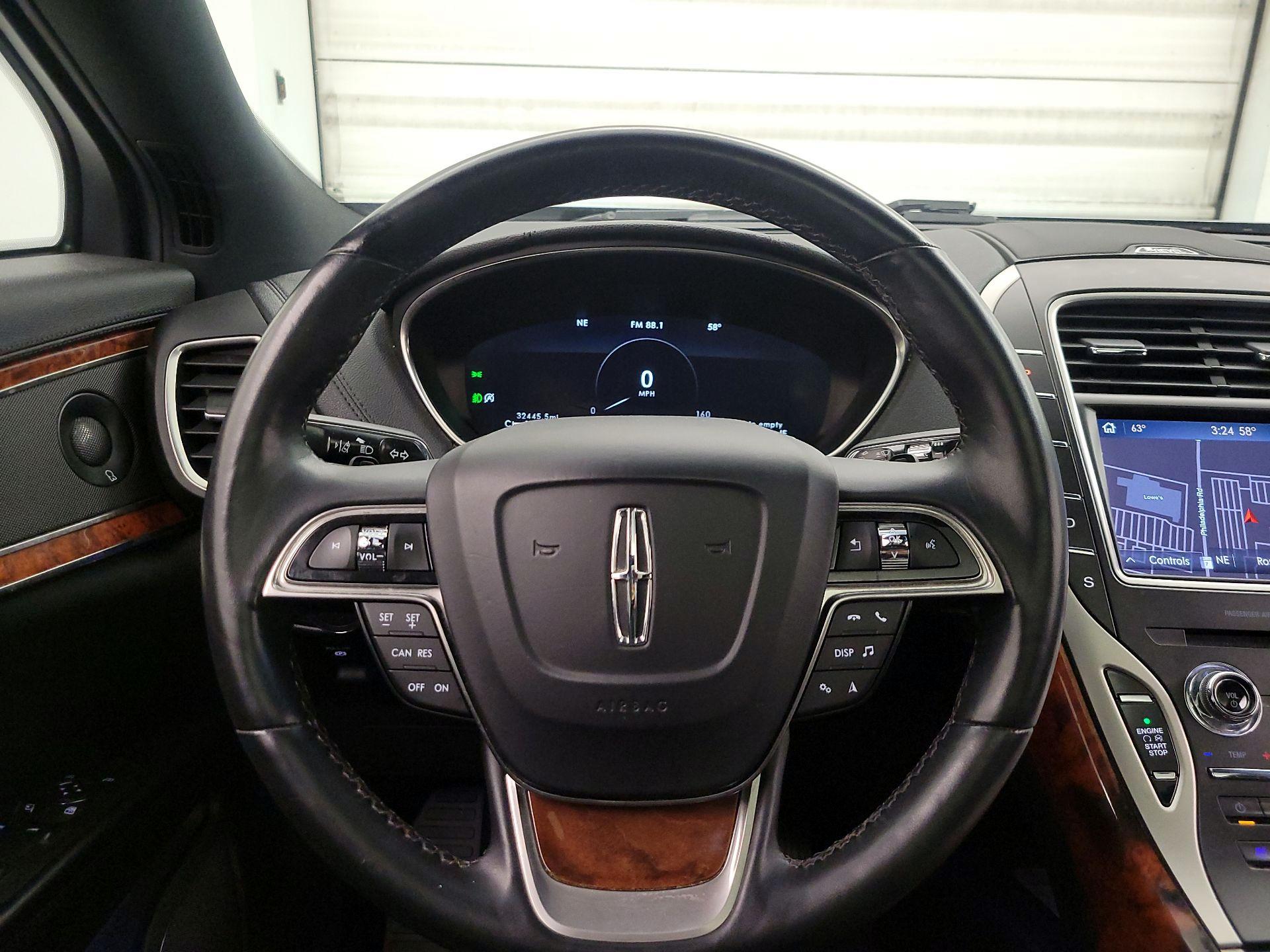 Thumbnail: 2020 Lincoln Nautilus - 10