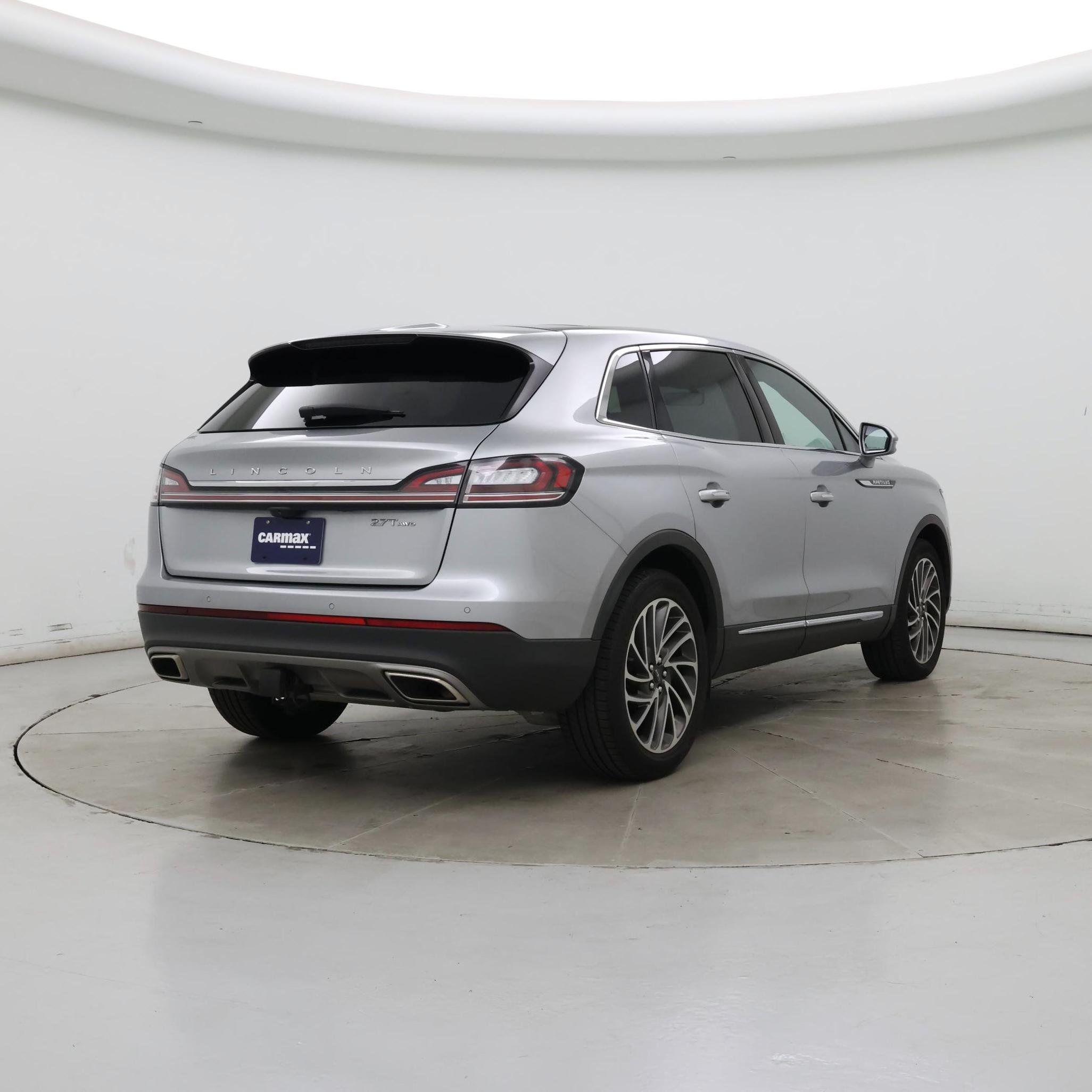 Thumbnail: 2020 Lincoln Nautilus - 8