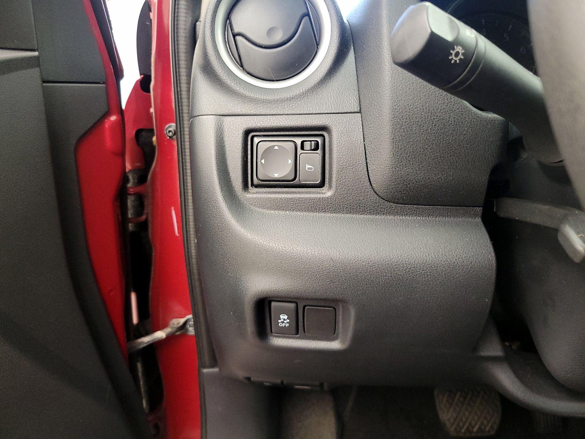 Thumbnail: 2014 Nissan Versa - 13