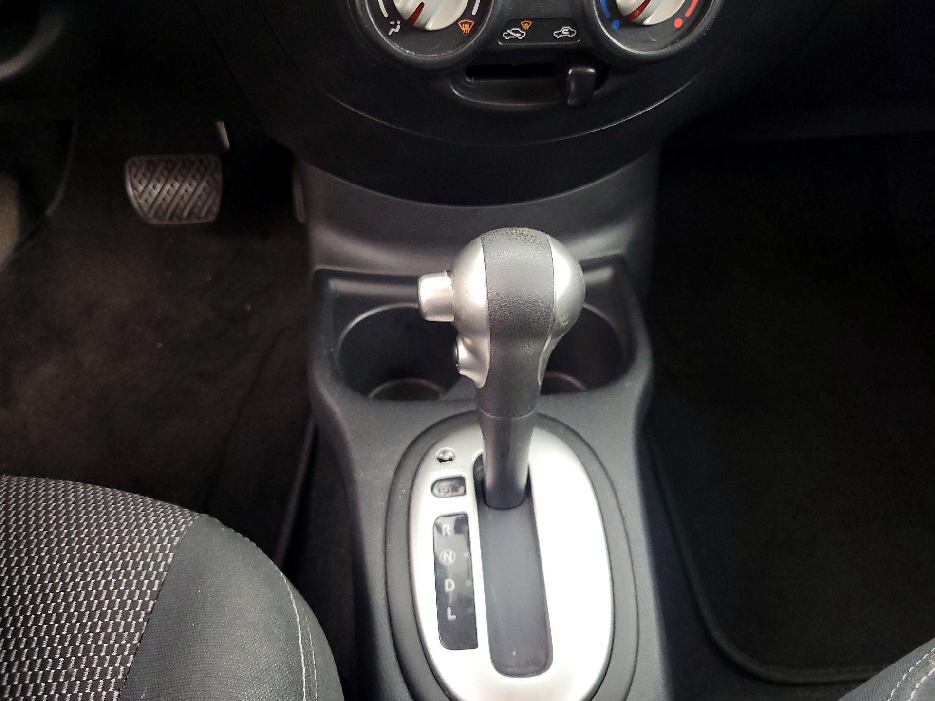 Thumbnail: 2014 Nissan Versa - 16