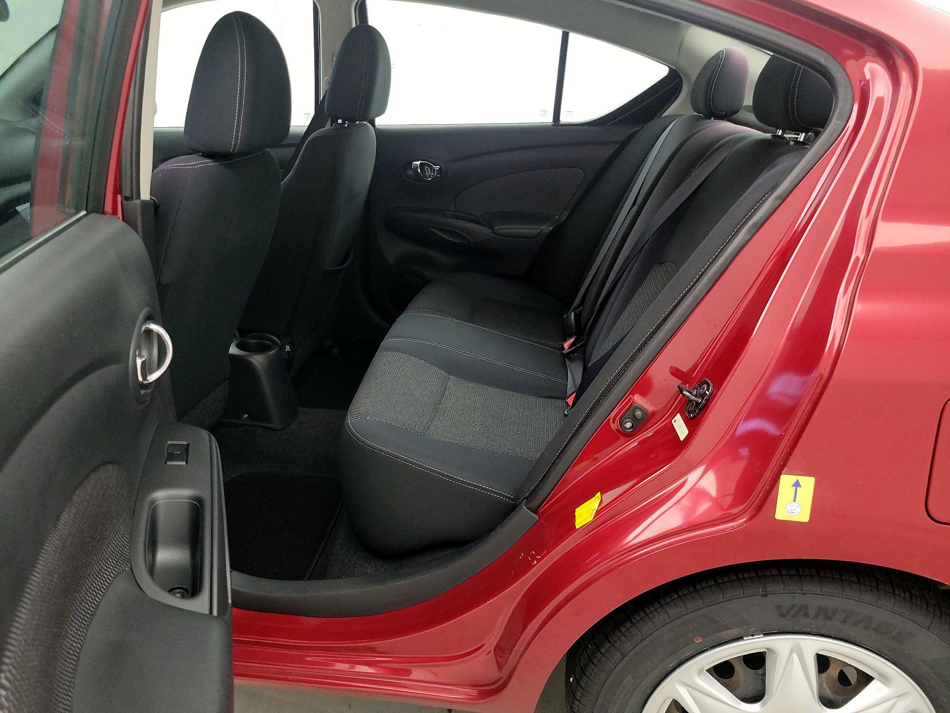 Thumbnail: 2014 Nissan Versa - 18