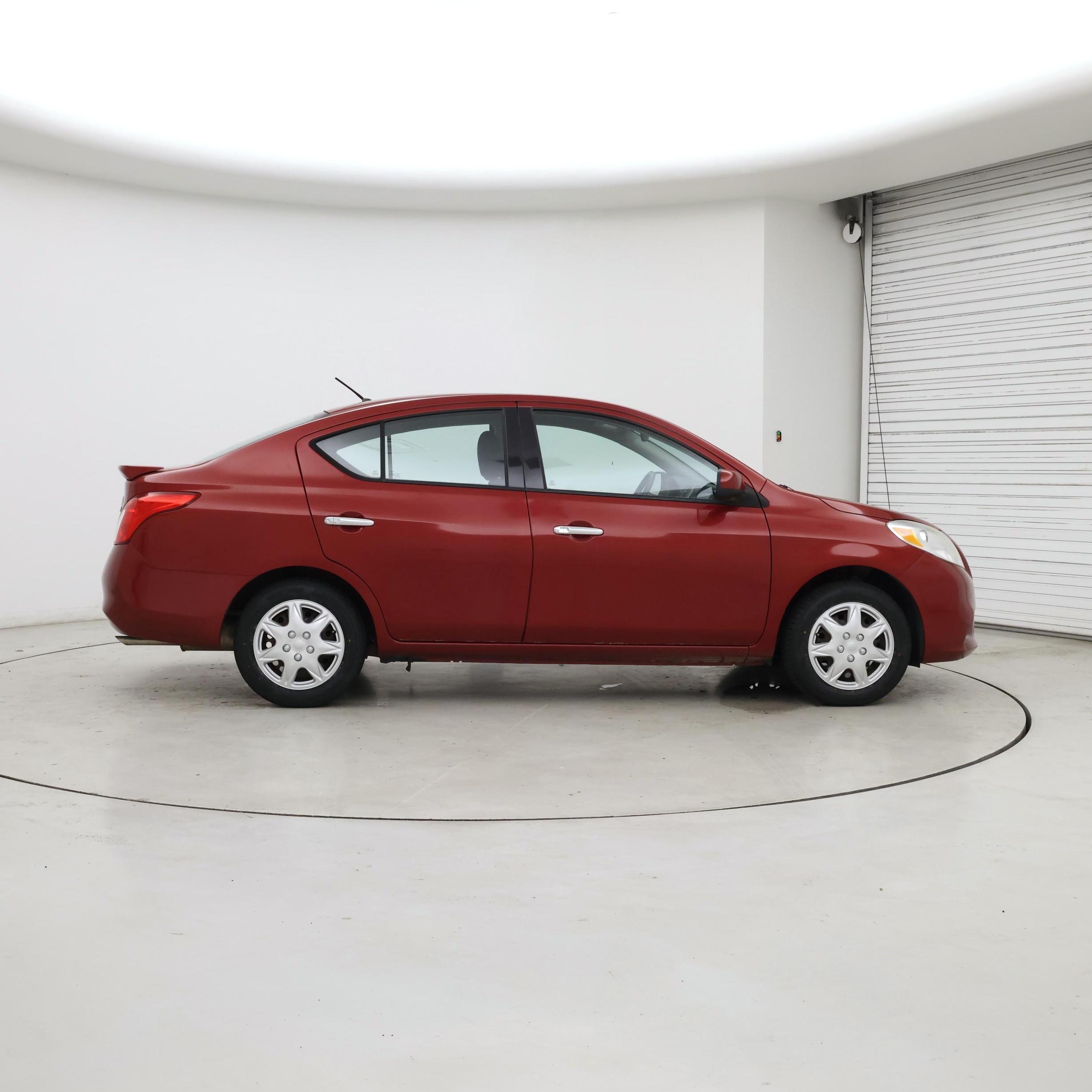 Thumbnail: 2014 Nissan Versa - 7