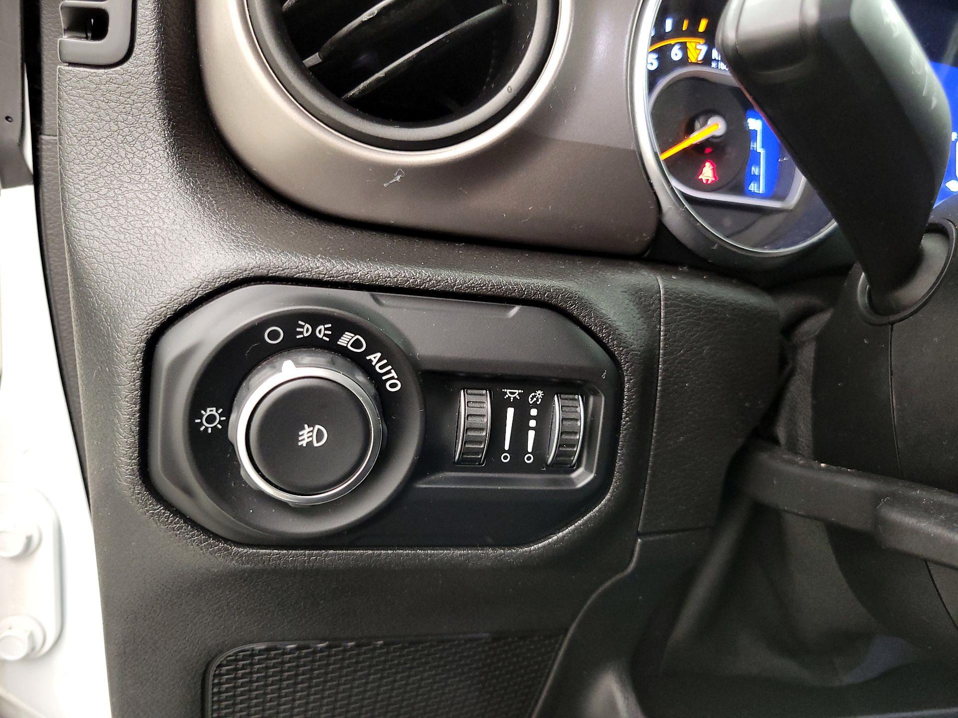 Thumbnail: 2020 Jeep Wrangler - 13