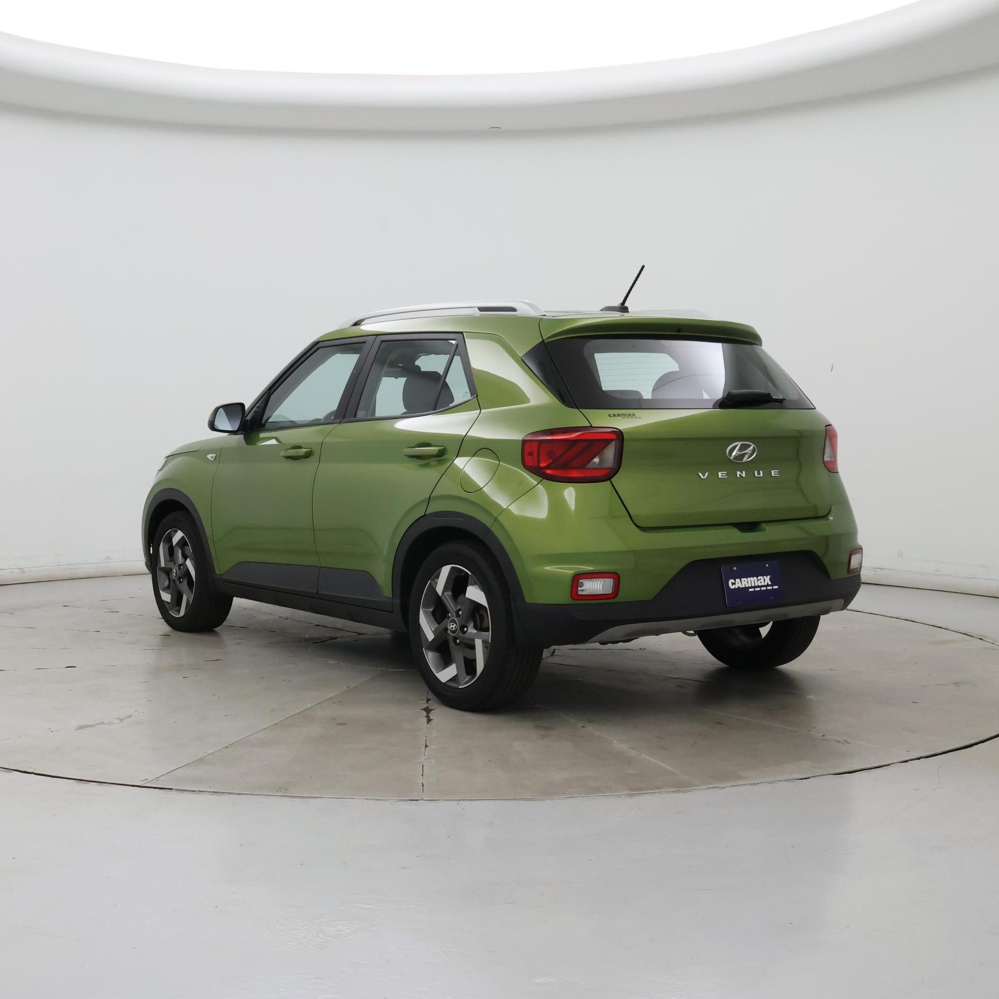 Thumbnail: 2023 Hyundai Venue - 2