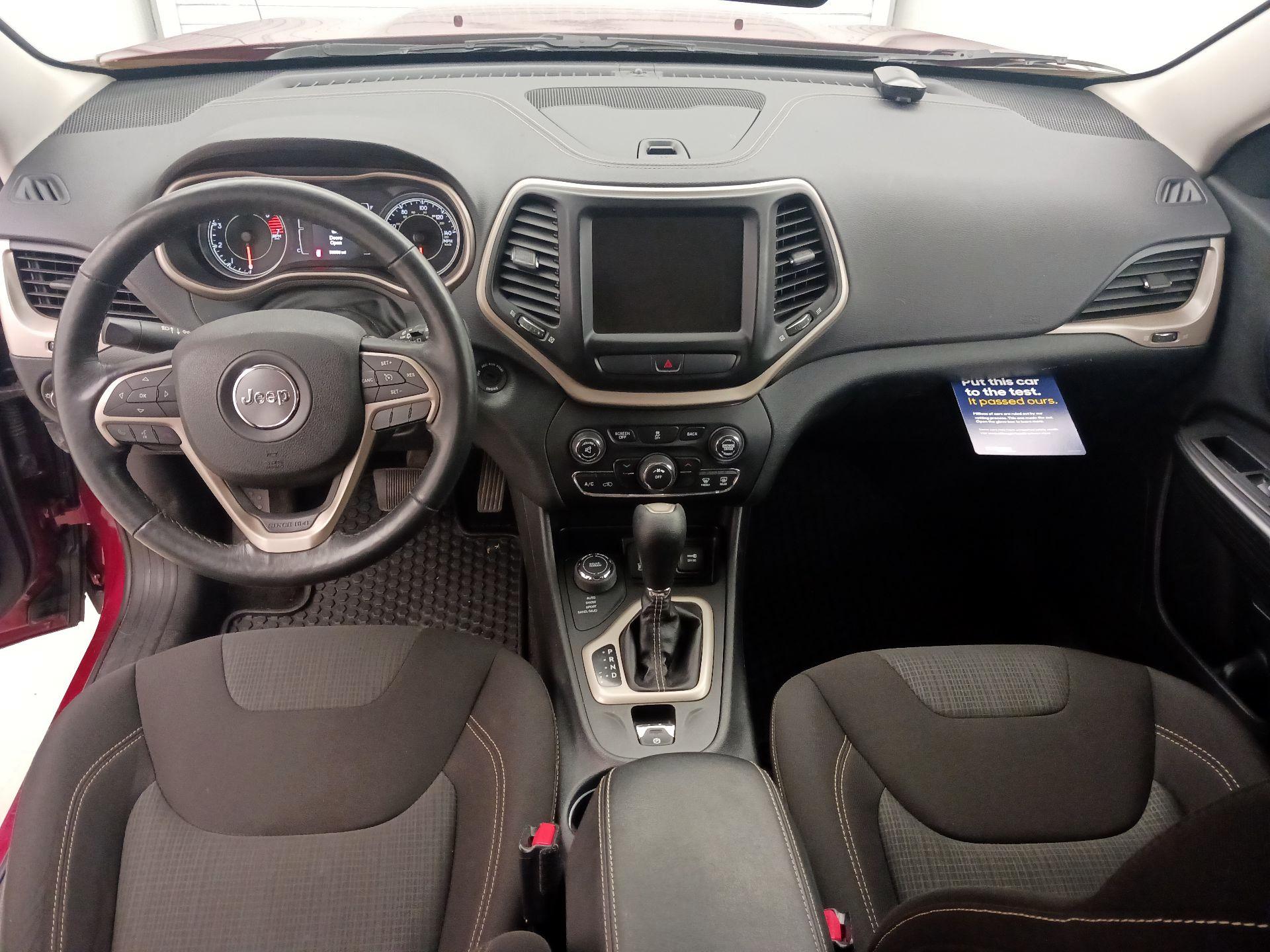 Thumbnail: 2016 Jeep Cherokee - 9