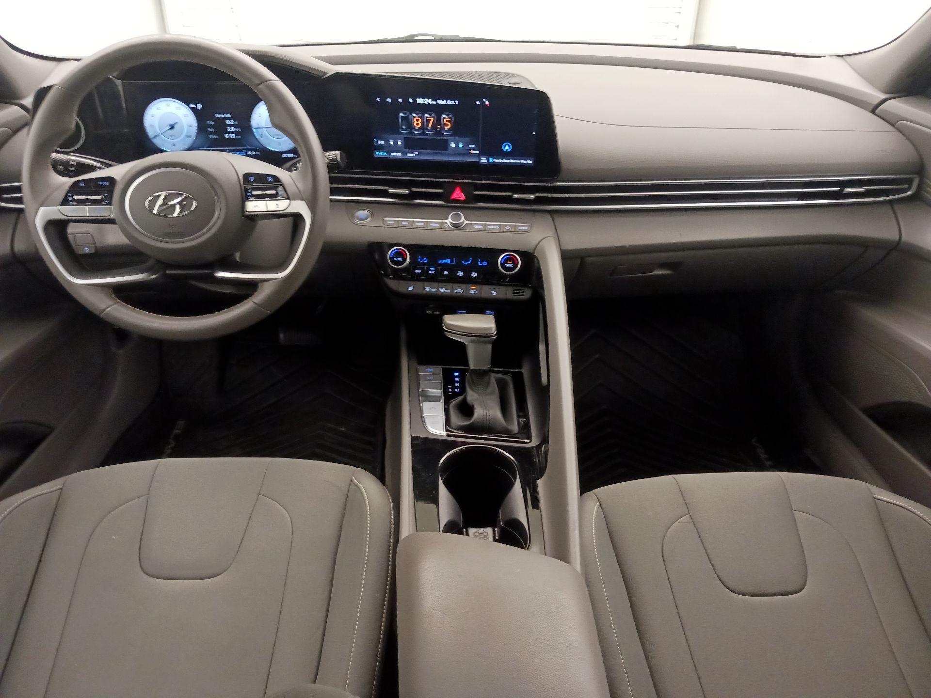 Thumbnail: 2023 Hyundai Elantra - 9