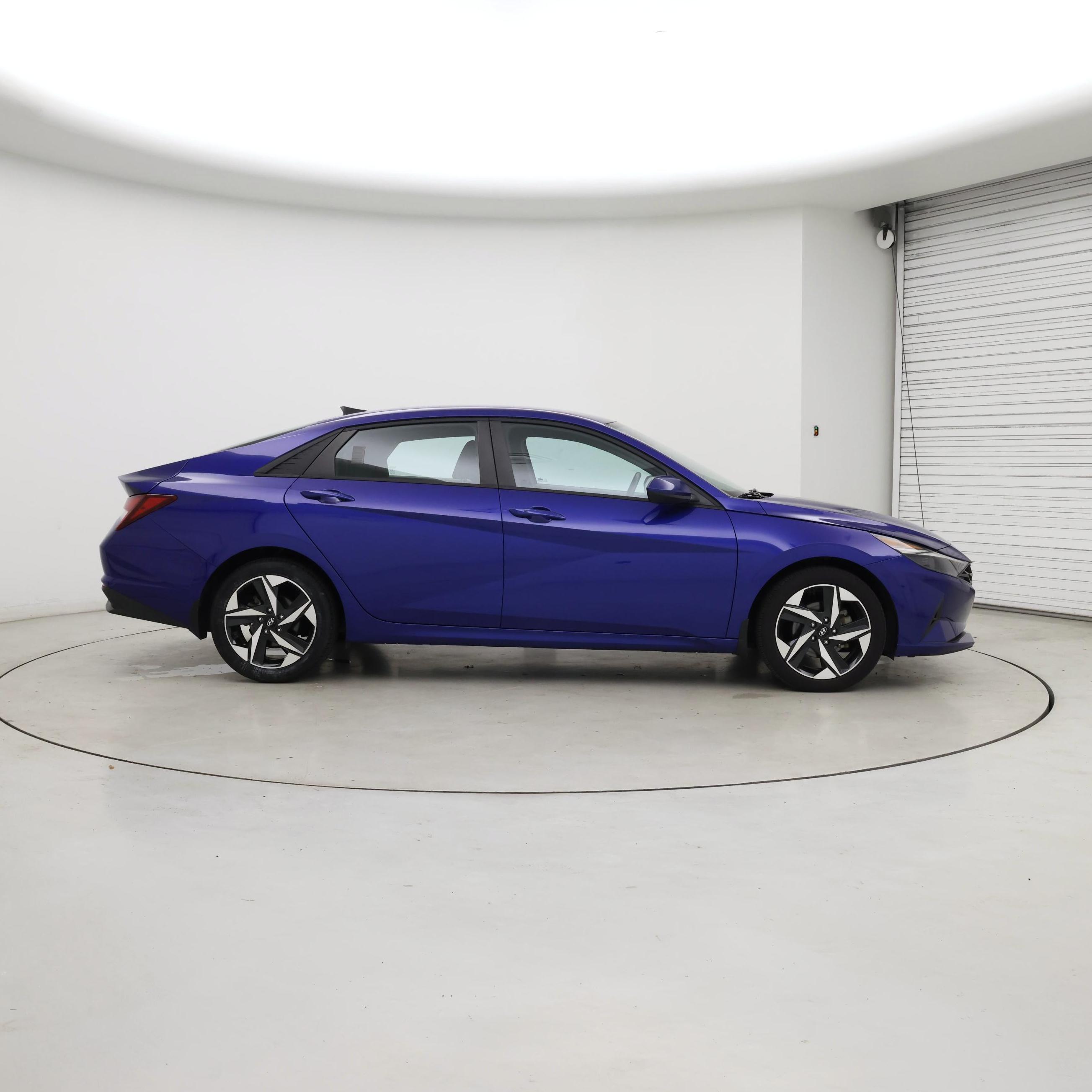 Thumbnail: 2023 Hyundai Elantra - 7