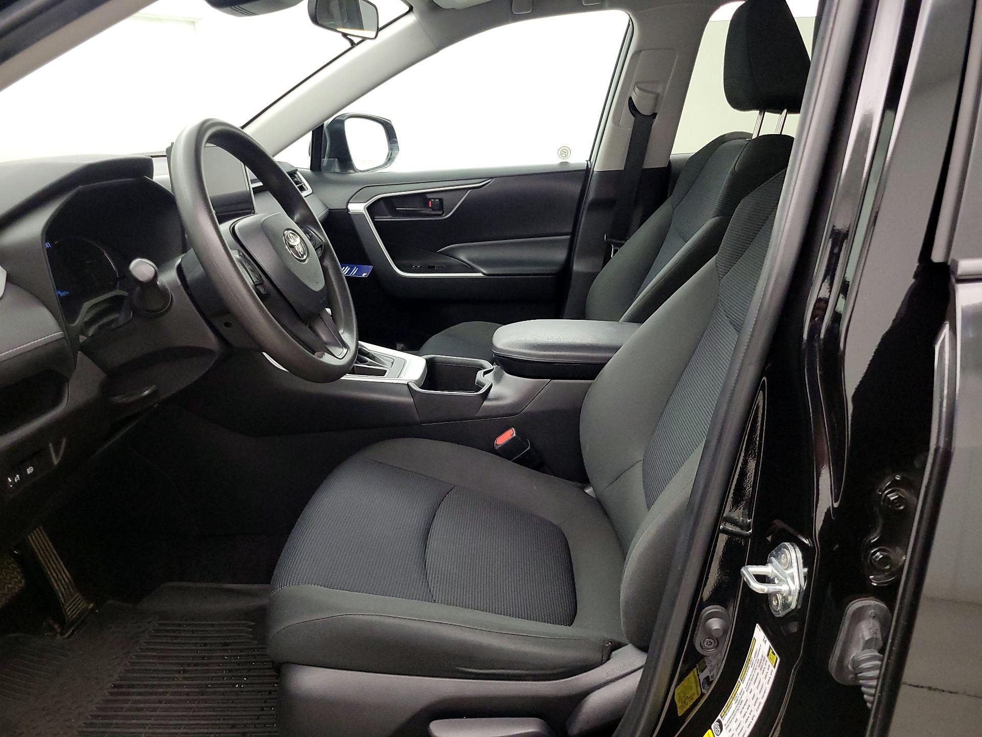 Thumbnail: 2023 Toyota RAV4 - 11