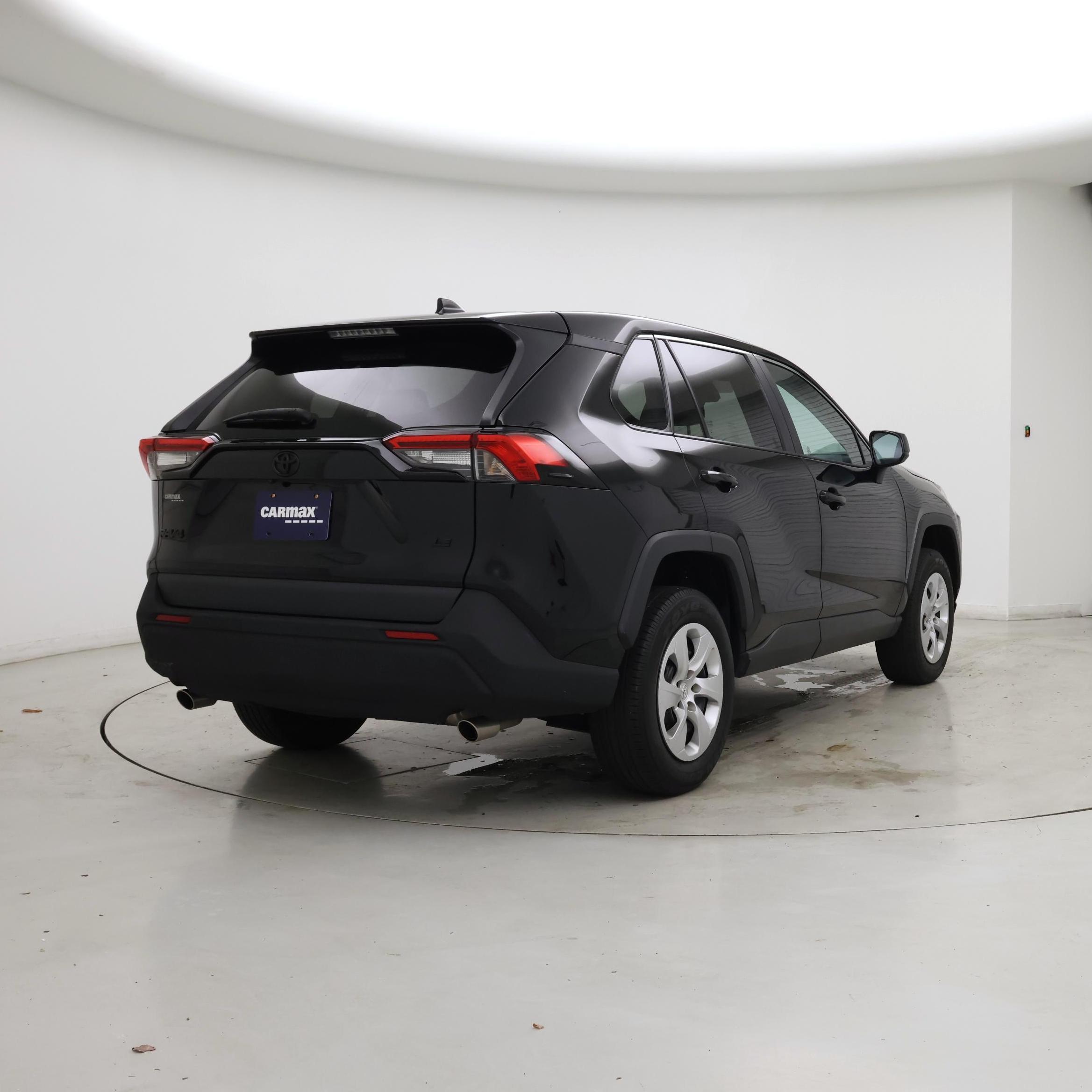 Thumbnail: 2023 Toyota RAV4 - 8