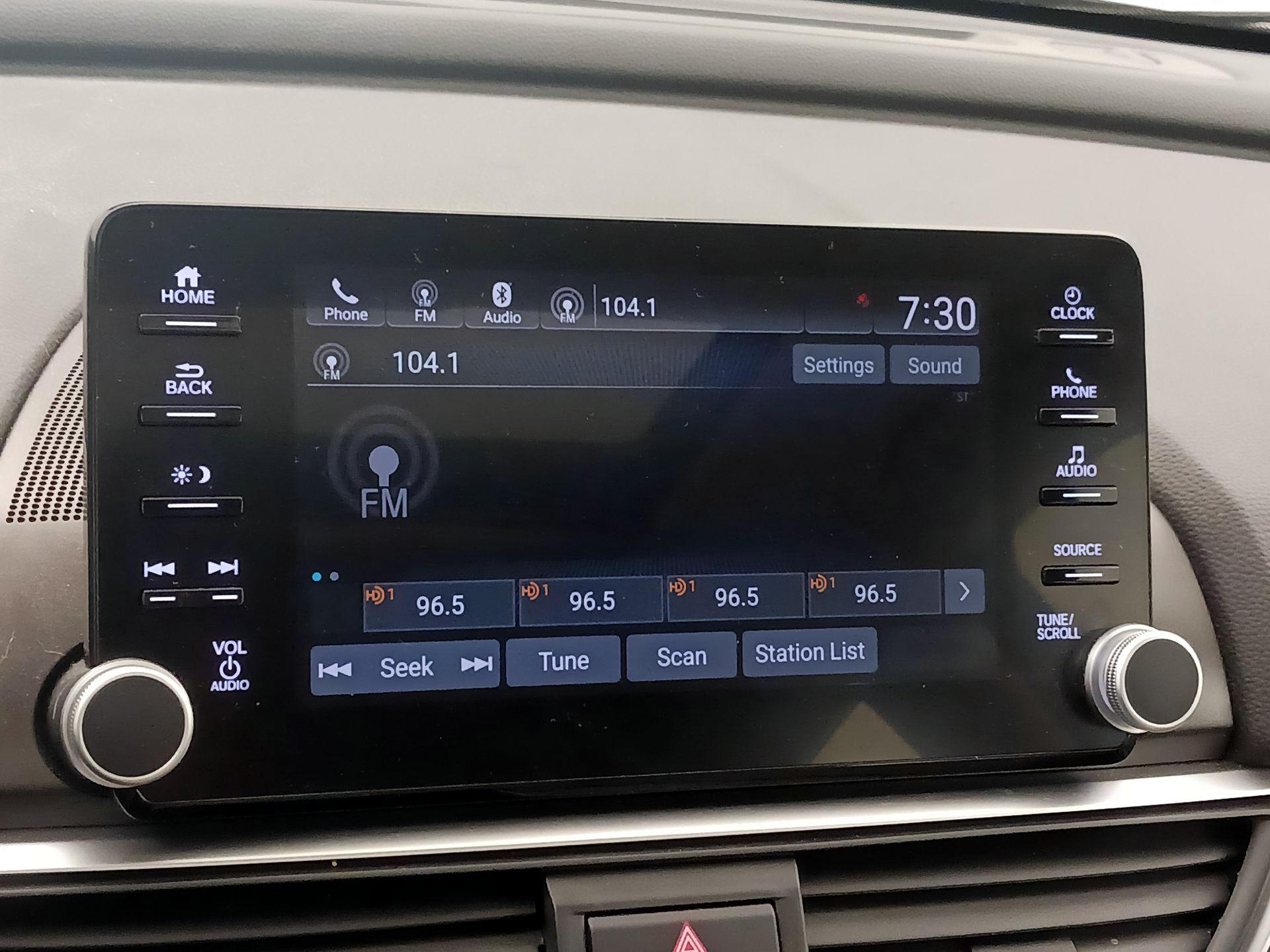 Thumbnail: 2018 Honda Accord - 15