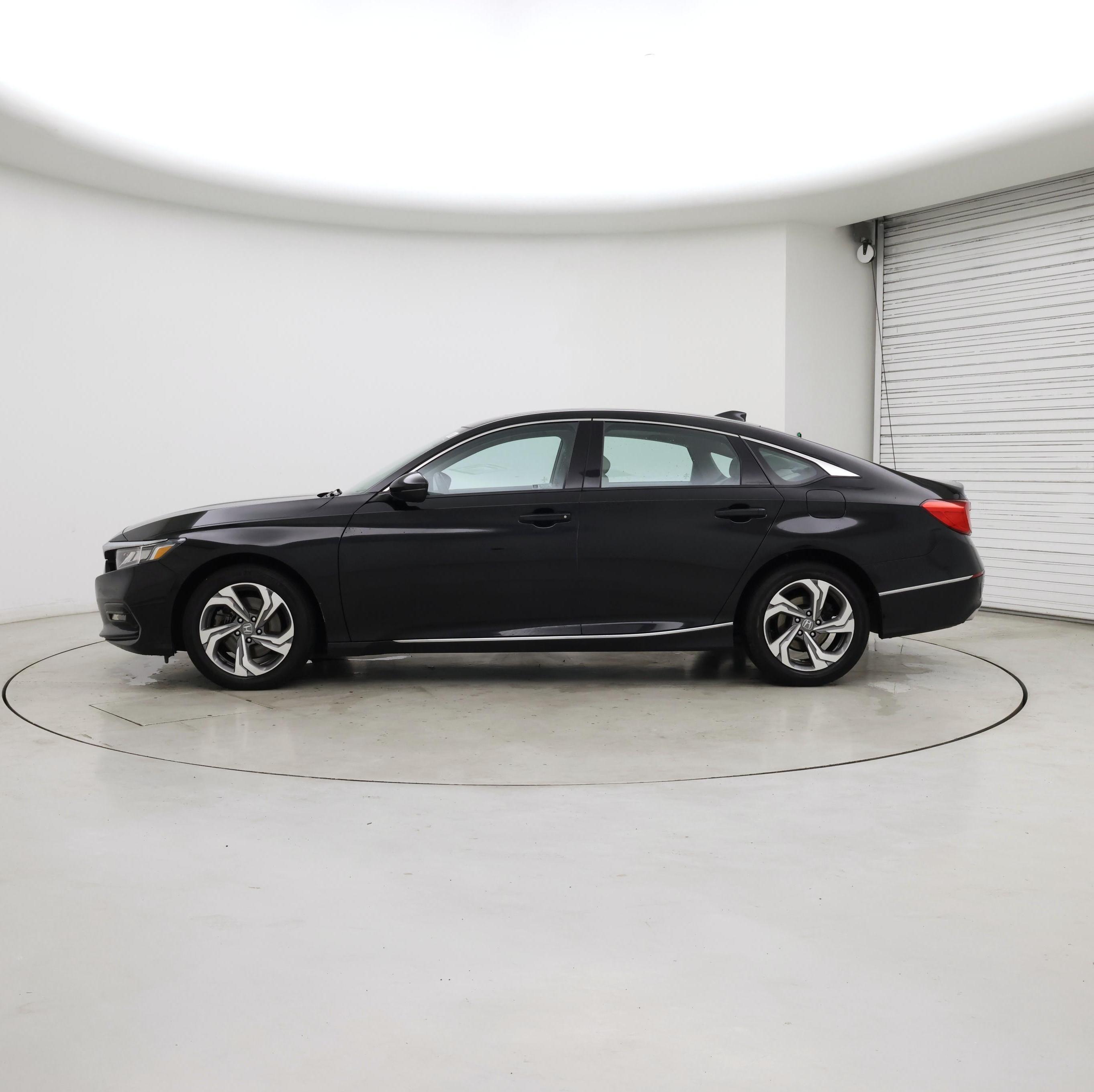 Thumbnail: 2018 Honda Accord - 3