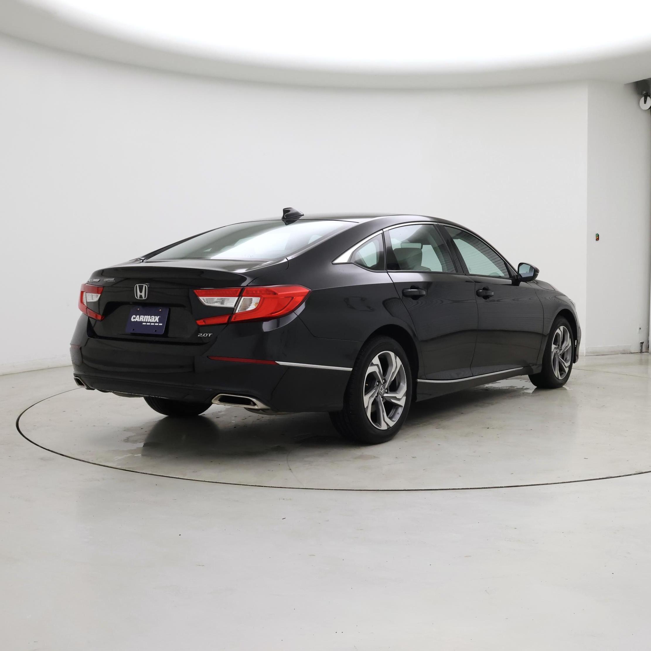 Thumbnail: 2018 Honda Accord - 8