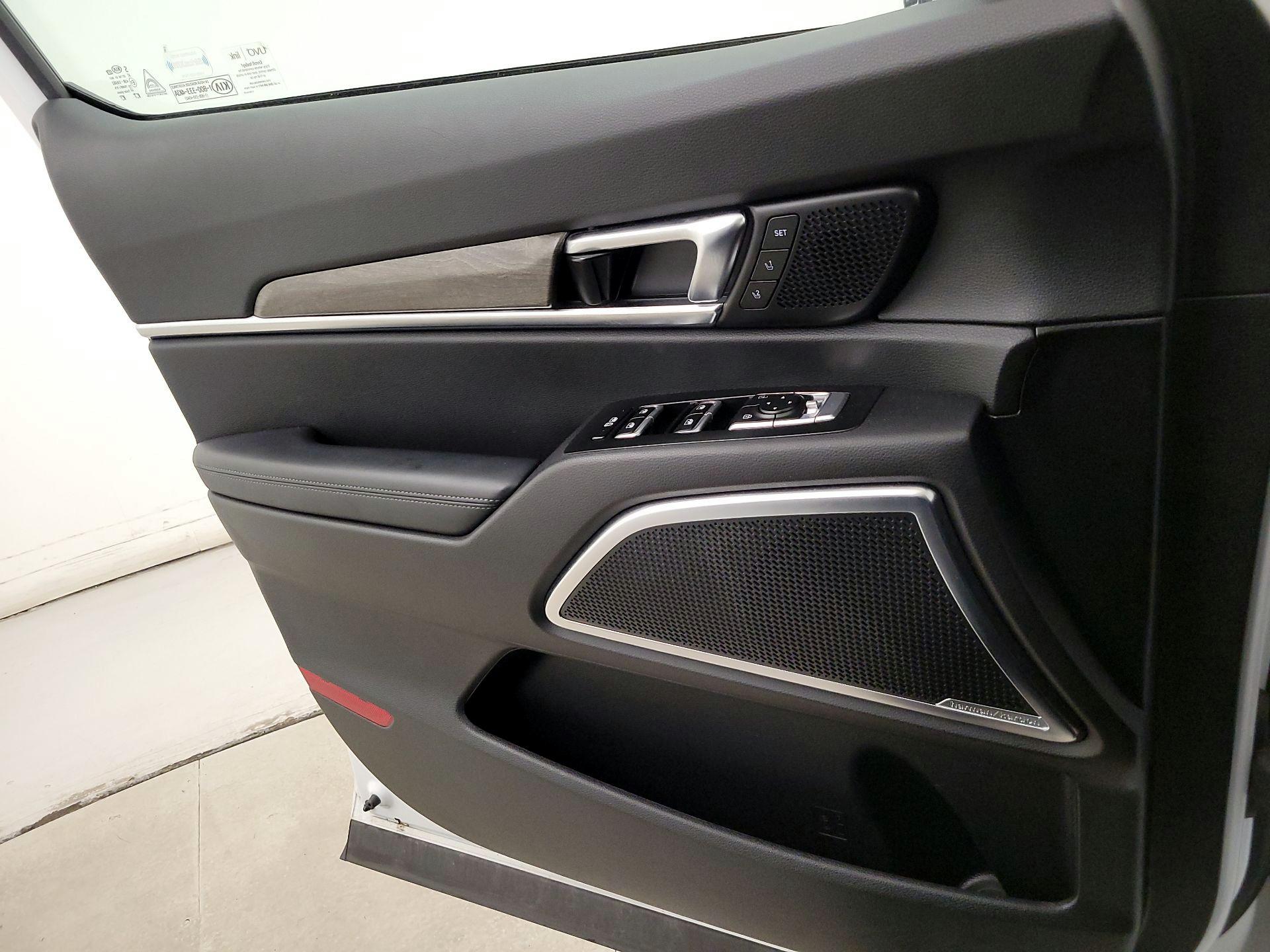 Thumbnail: 2020 Kia Telluride - 12