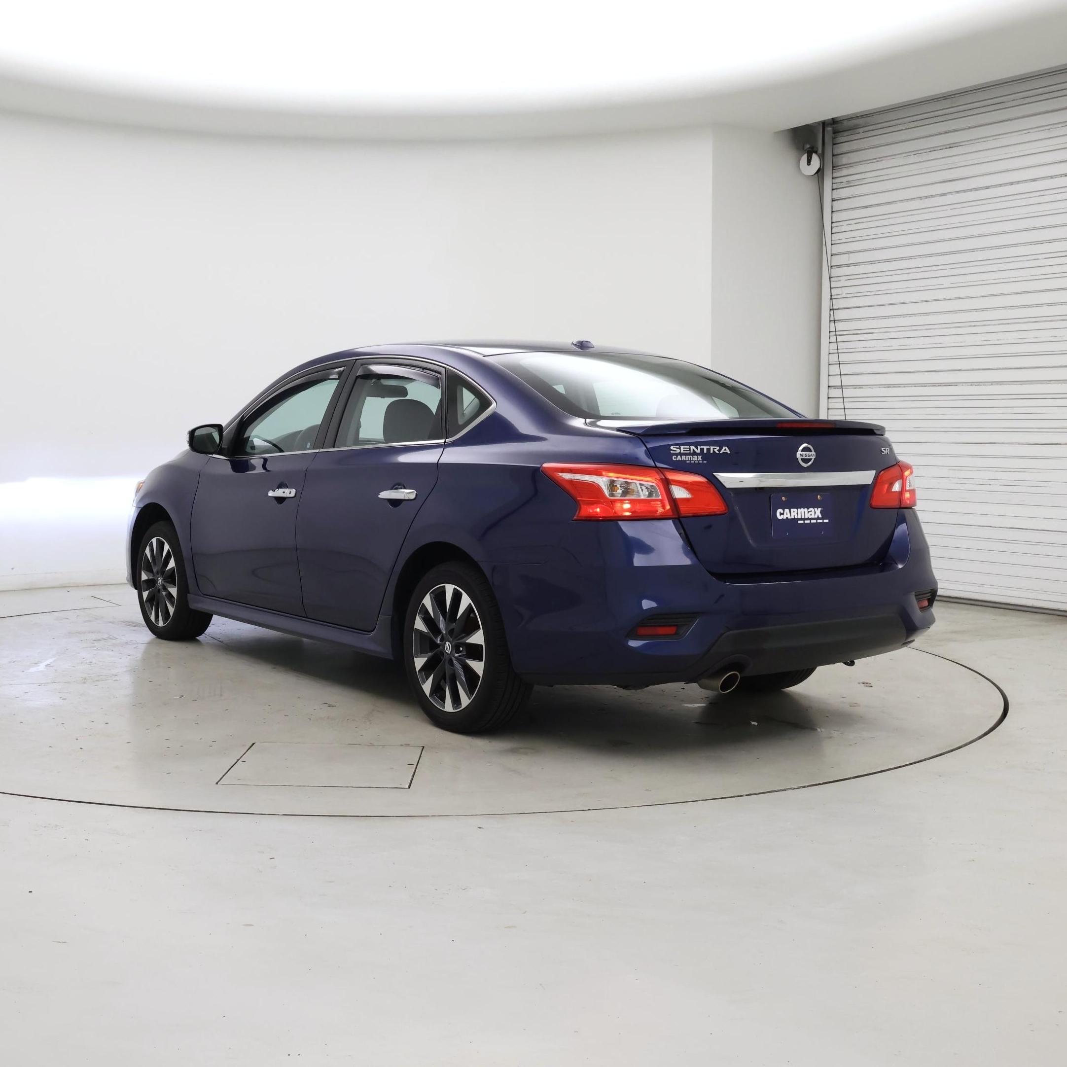 Thumbnail: 2017 Nissan Sentra - 2