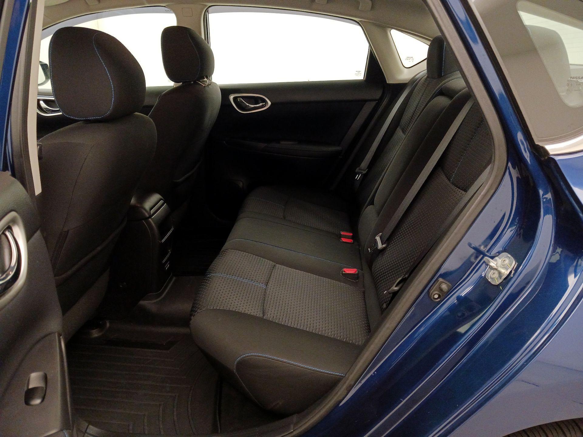 Thumbnail: 2017 Nissan Sentra - 19