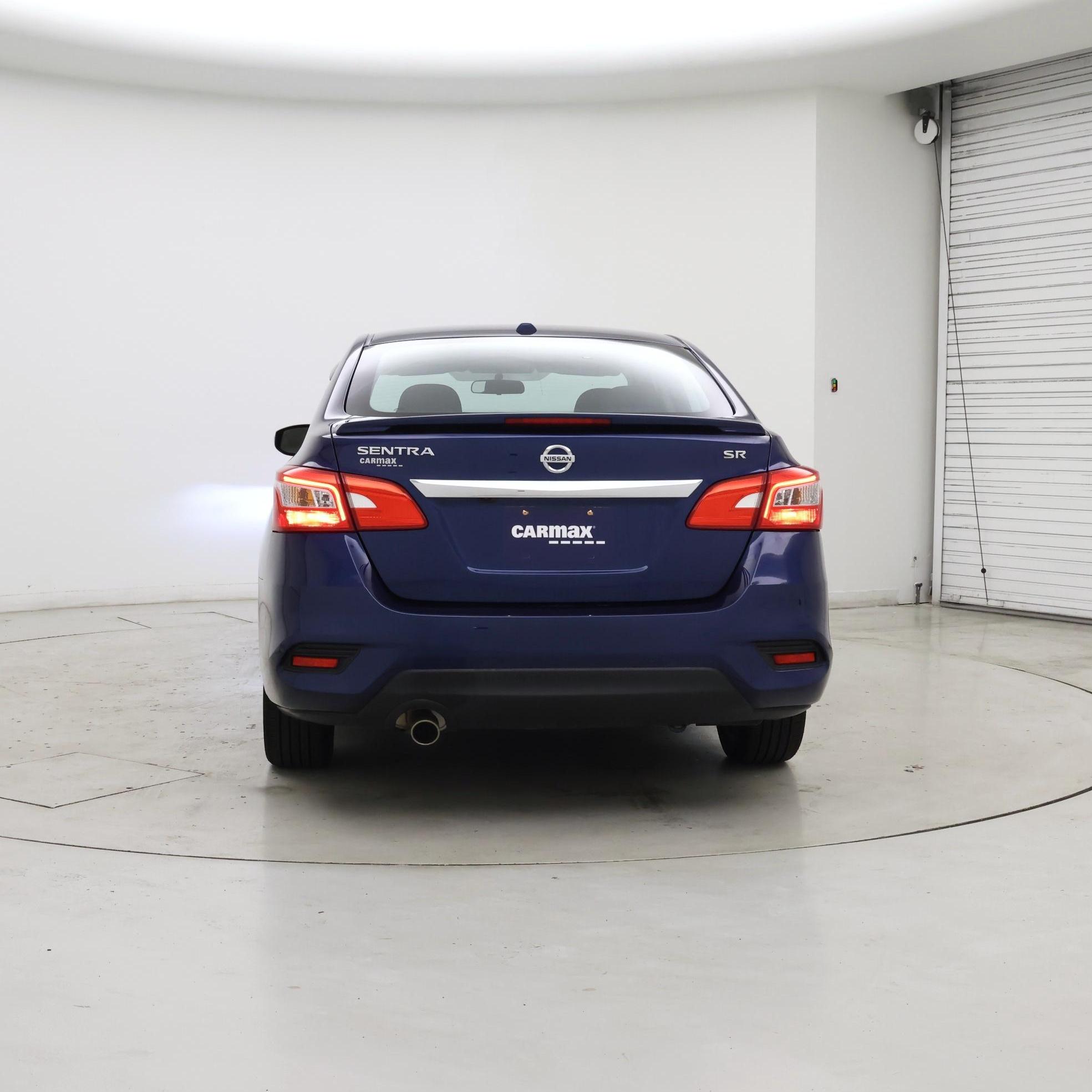 Thumbnail: 2017 Nissan Sentra - 6