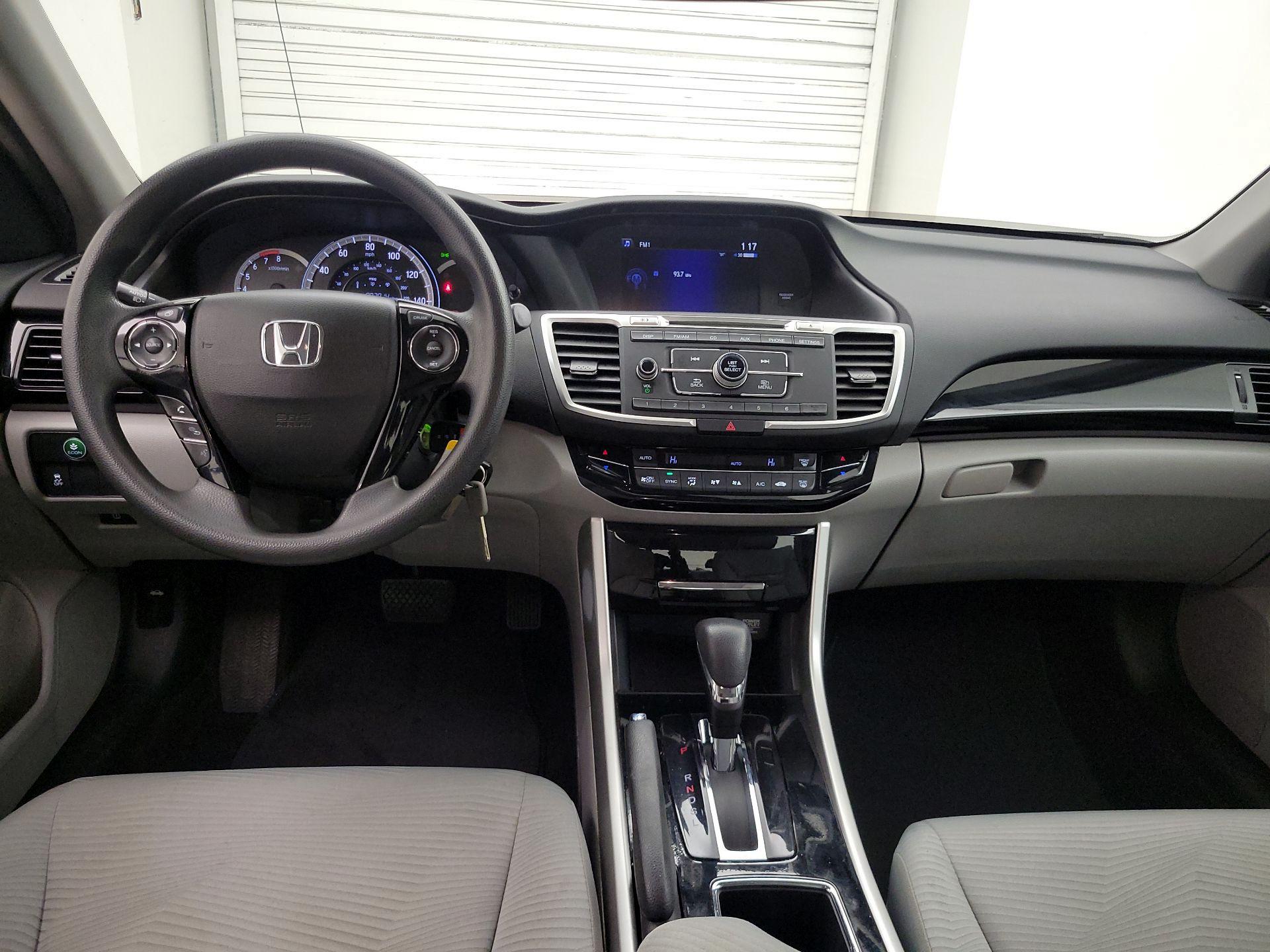 Thumbnail: 2016 Honda Accord - 9