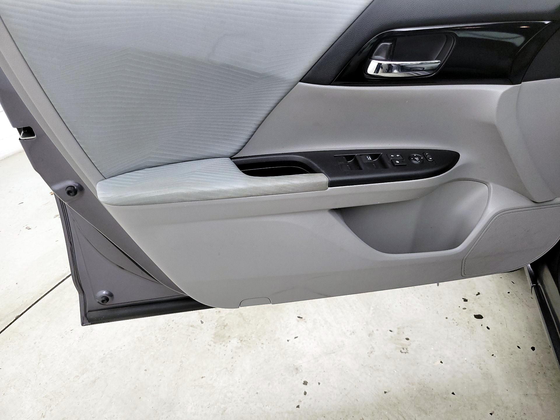 Thumbnail: 2016 Honda Accord - 12