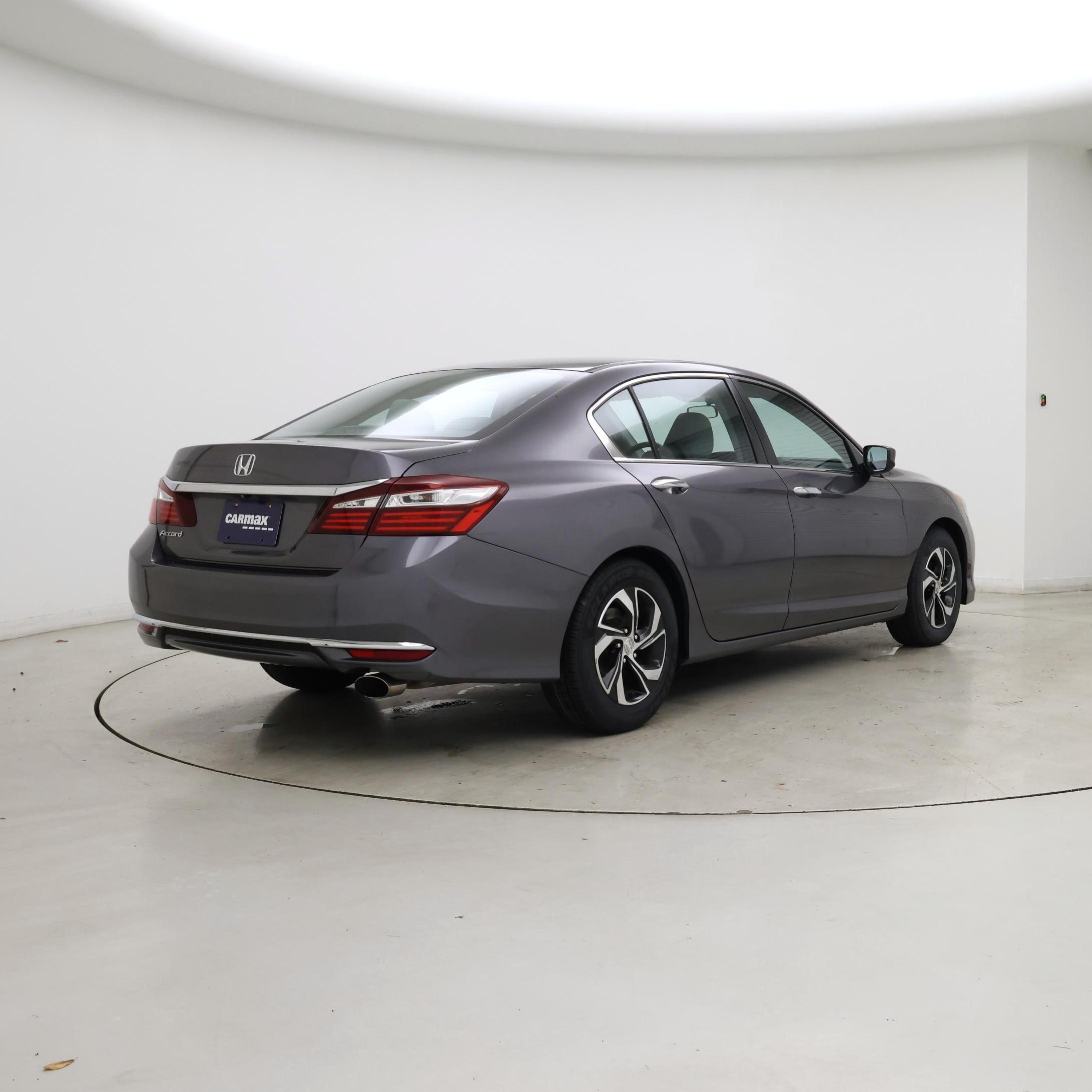 Thumbnail: 2016 Honda Accord - 8