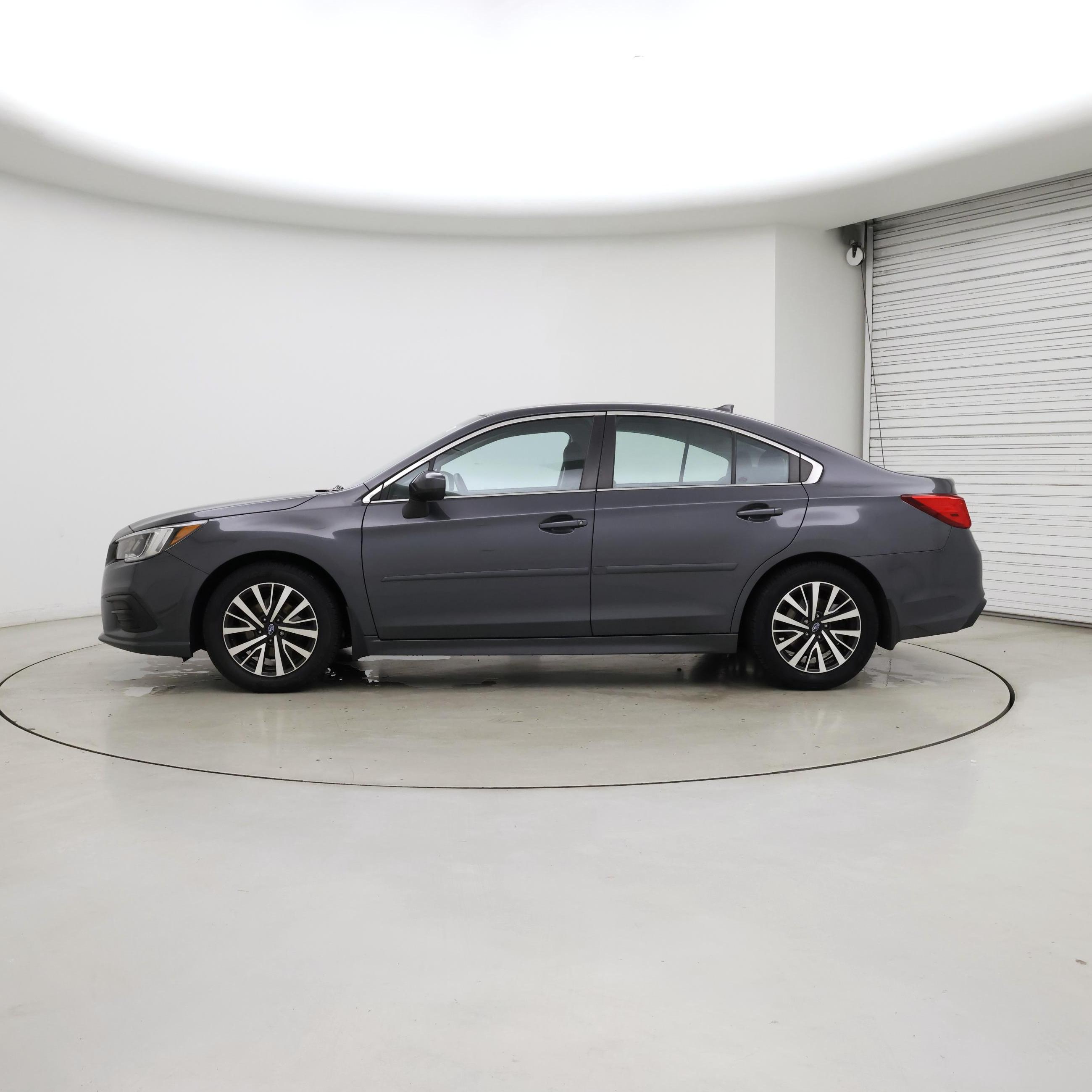 Thumbnail: 2018 Subaru Legacy - 3