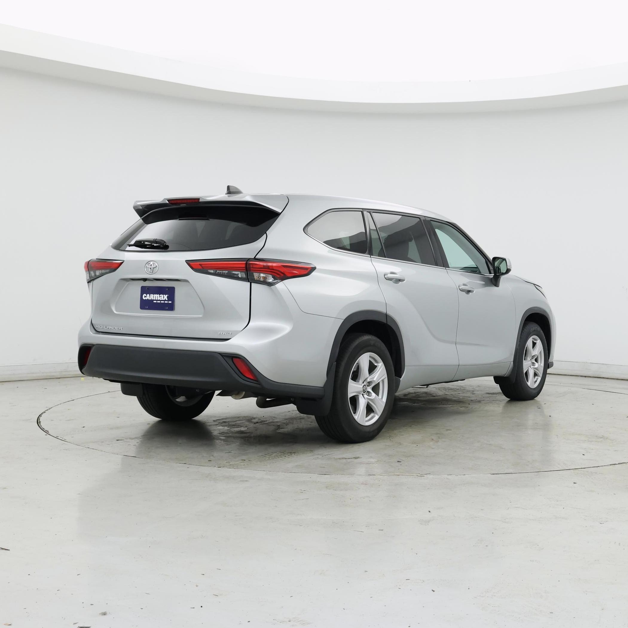 Thumbnail: 2022 Toyota Highlander - 8